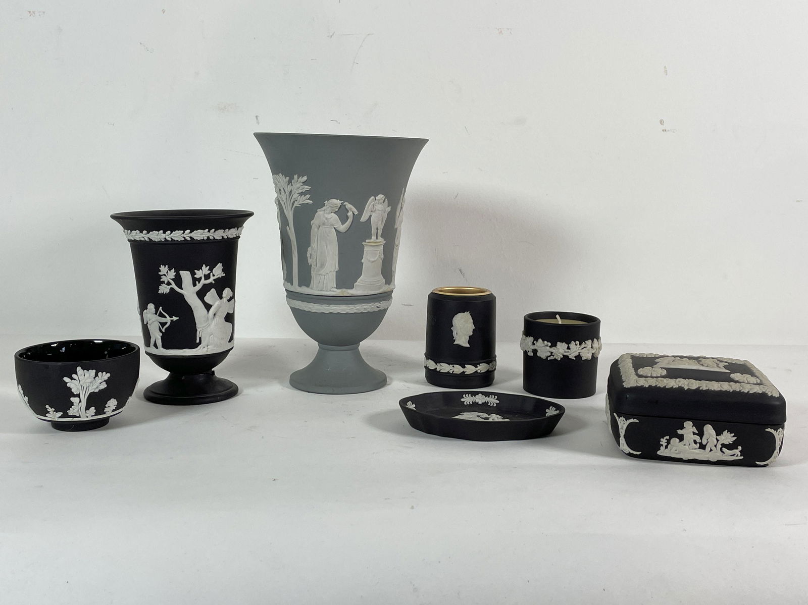 TWO WEDGEWOOD JASPERWARE URNS, ONE  GREEN ONE BLACK, (1 of 9)