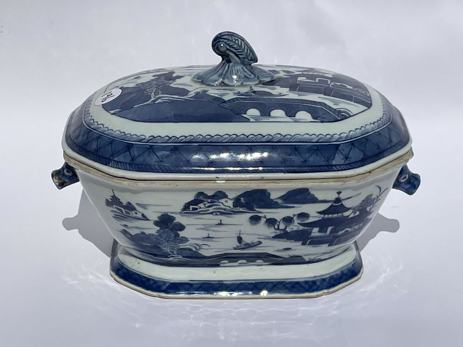 CANTON CHINESE EXPORT TUREEN, 8" X 13" X 8". PROPERTY (1 of 4)