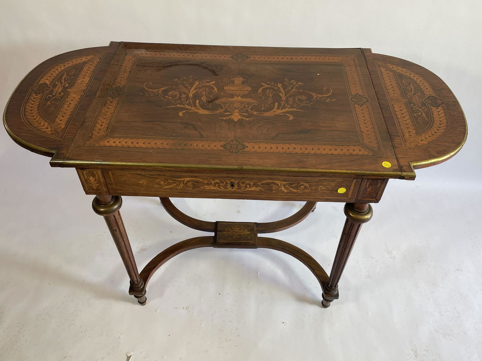 A FINE MARQUETRY INLAID VICTORIAN DROPLEAF TABLE, 46" X (1 of 7)