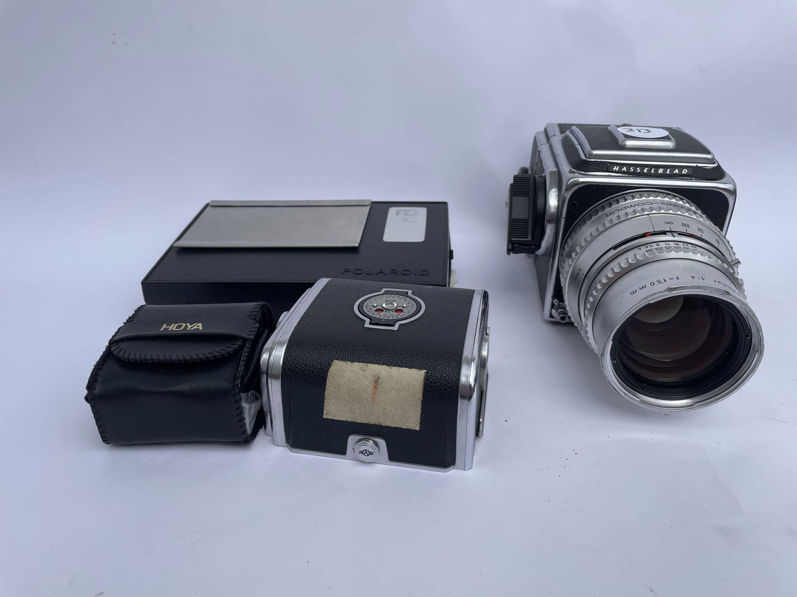 A HASSELBLAD 500C OUTFIT W/ A SONNAR 1:4 150MM LENS, (1 of 4)