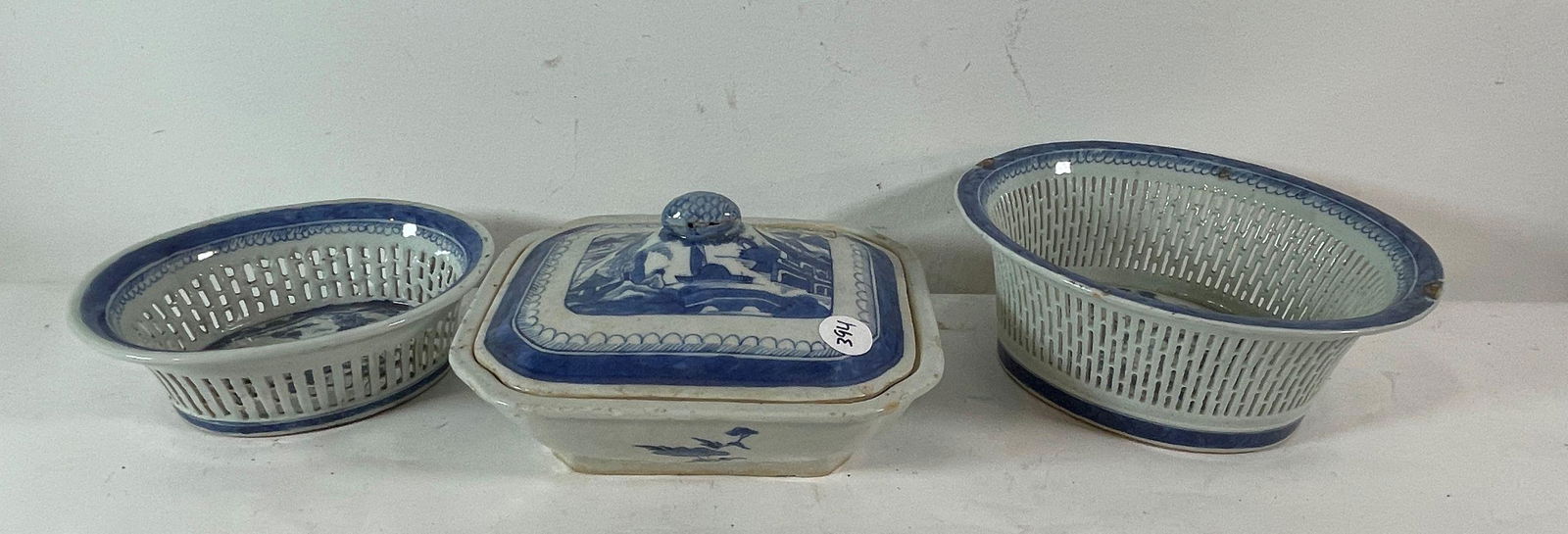 4 19TH CENTURY CANTON SERVING PIECES, A COVERED (1 of 10)