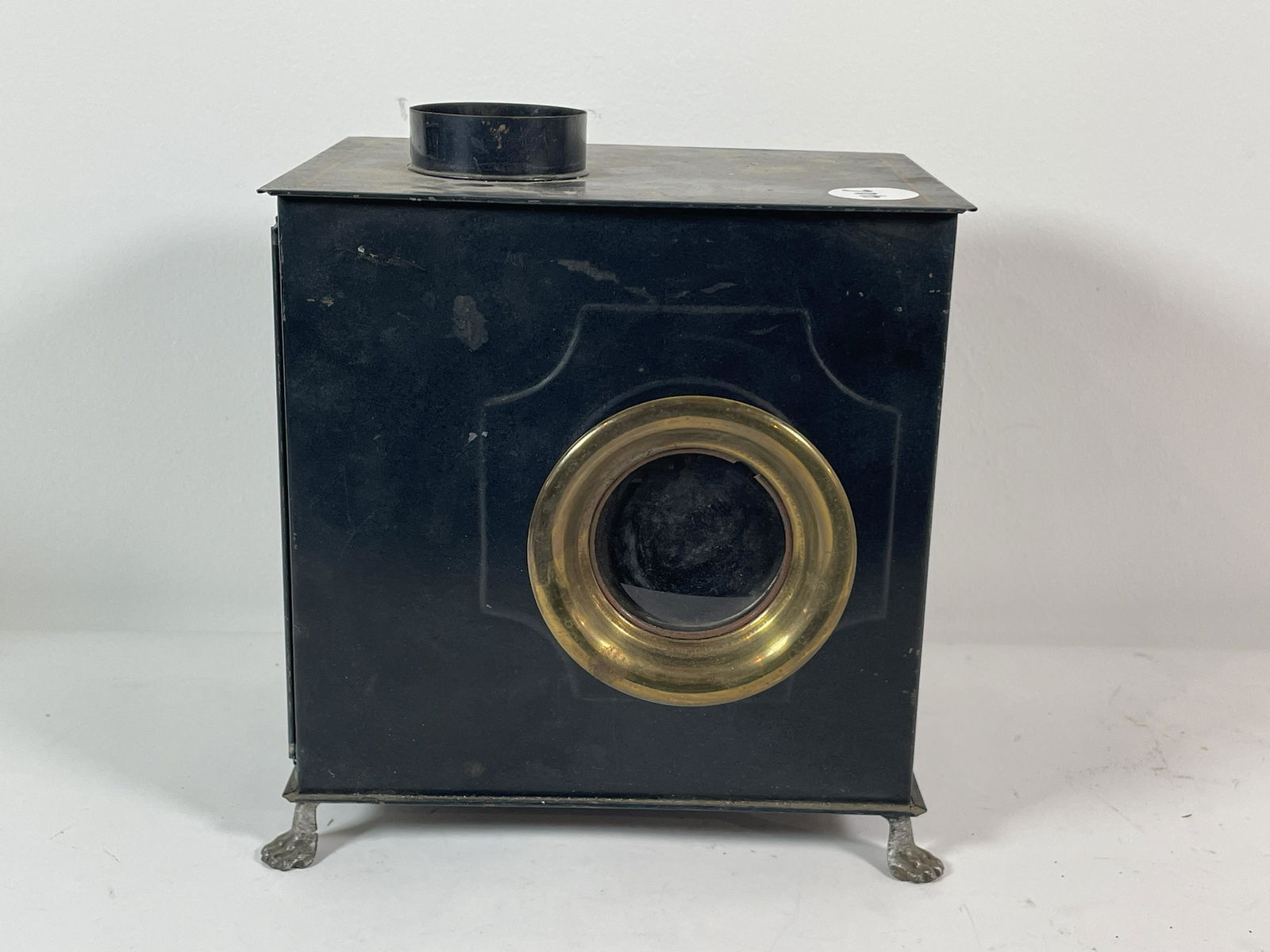 AN ANTIQUE TOLEWARE LANTERN SLIDE PROJECTOR. PROPERTY (1 of 3)