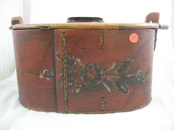 1832 HAND PAINTED SCANDINAVIAN BOX. 16"W X 8.5': 1832 HAND PAINTED SCANDINAVIAN BOX. 16"W X 8.5'T