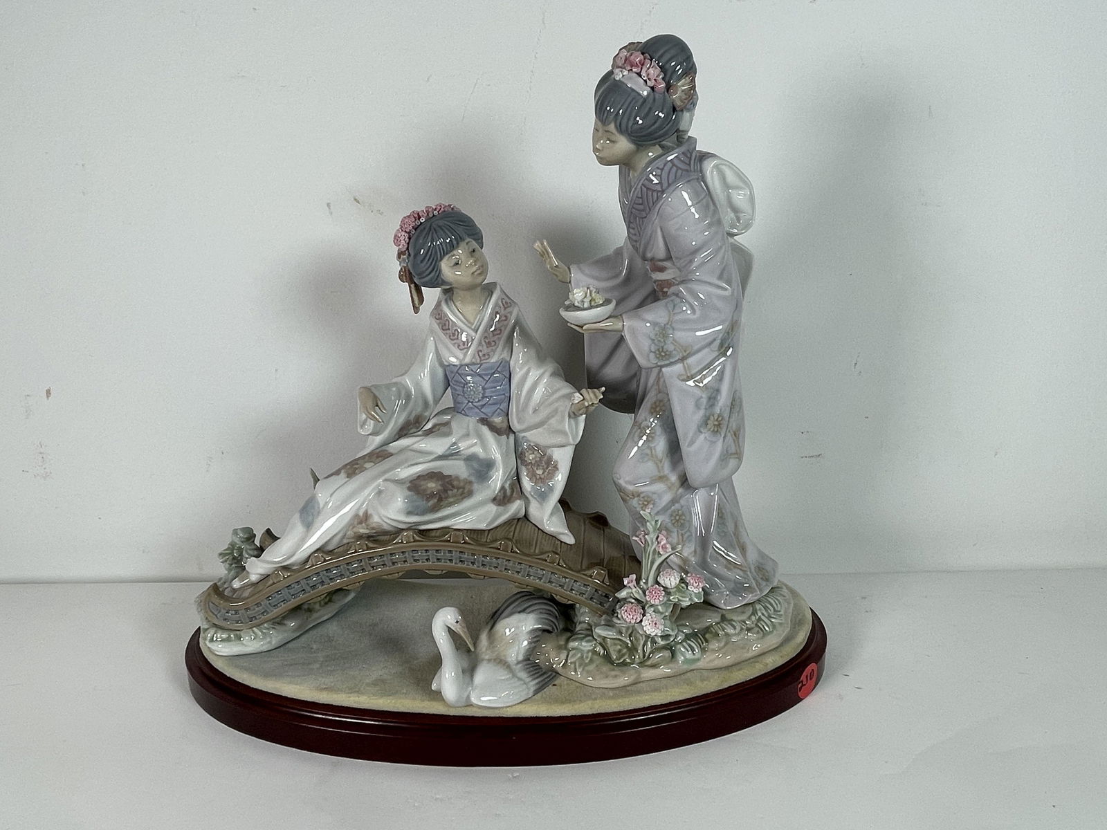 LLADRO FIGURAL GROUP OF GEISHAS ON A BRIDGE WITH A (1 of 4)