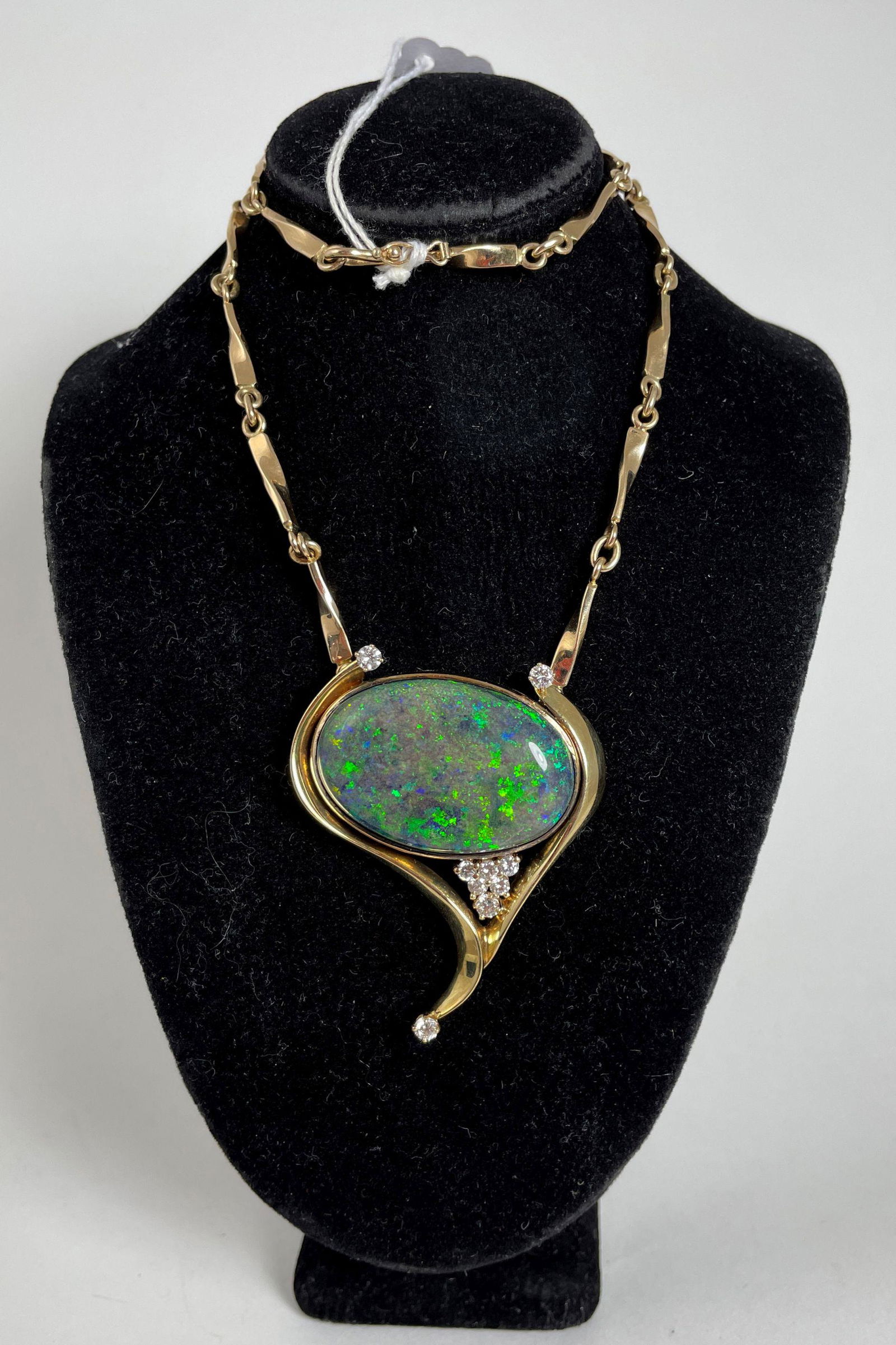 A LARGE 14K GOLD OPAL NECKLACE WITH DIAMONDS, 56.7 GRAMS (1 of 7)