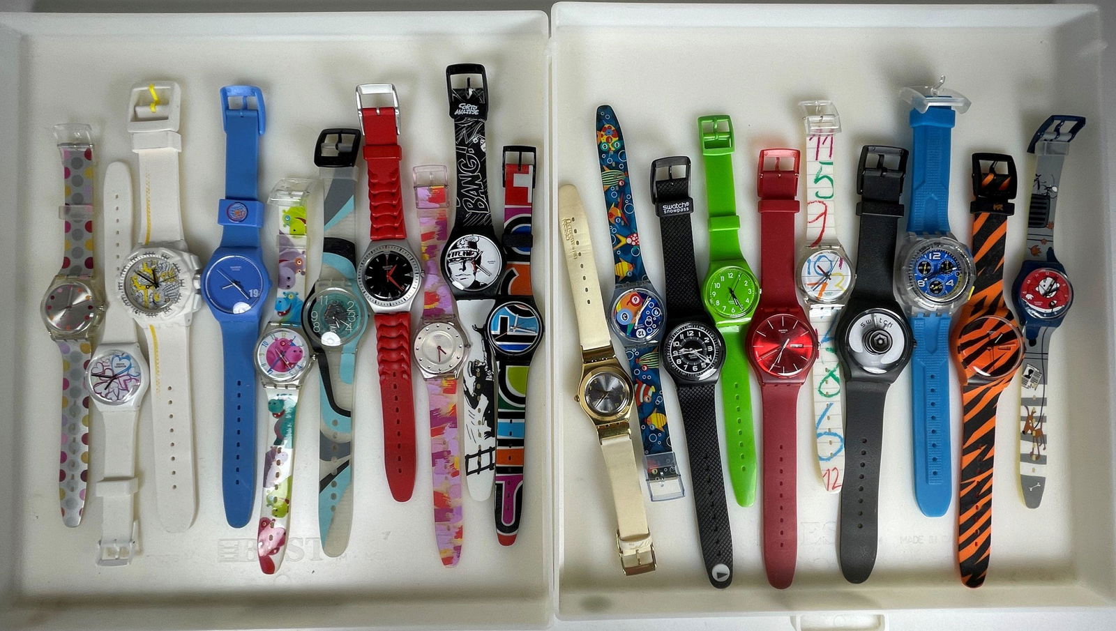 10 VINTAGE 2000-2009 SWATCHES (1 of 8)