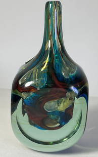 MICHAEL HARRIS FOR MDINA GLASS VASE, 7.5" X 3.75" X 3.75": MICHAEL HARRIS FOR MDINA GLASS VASE, 7.5" X 3.75" X 3.75"