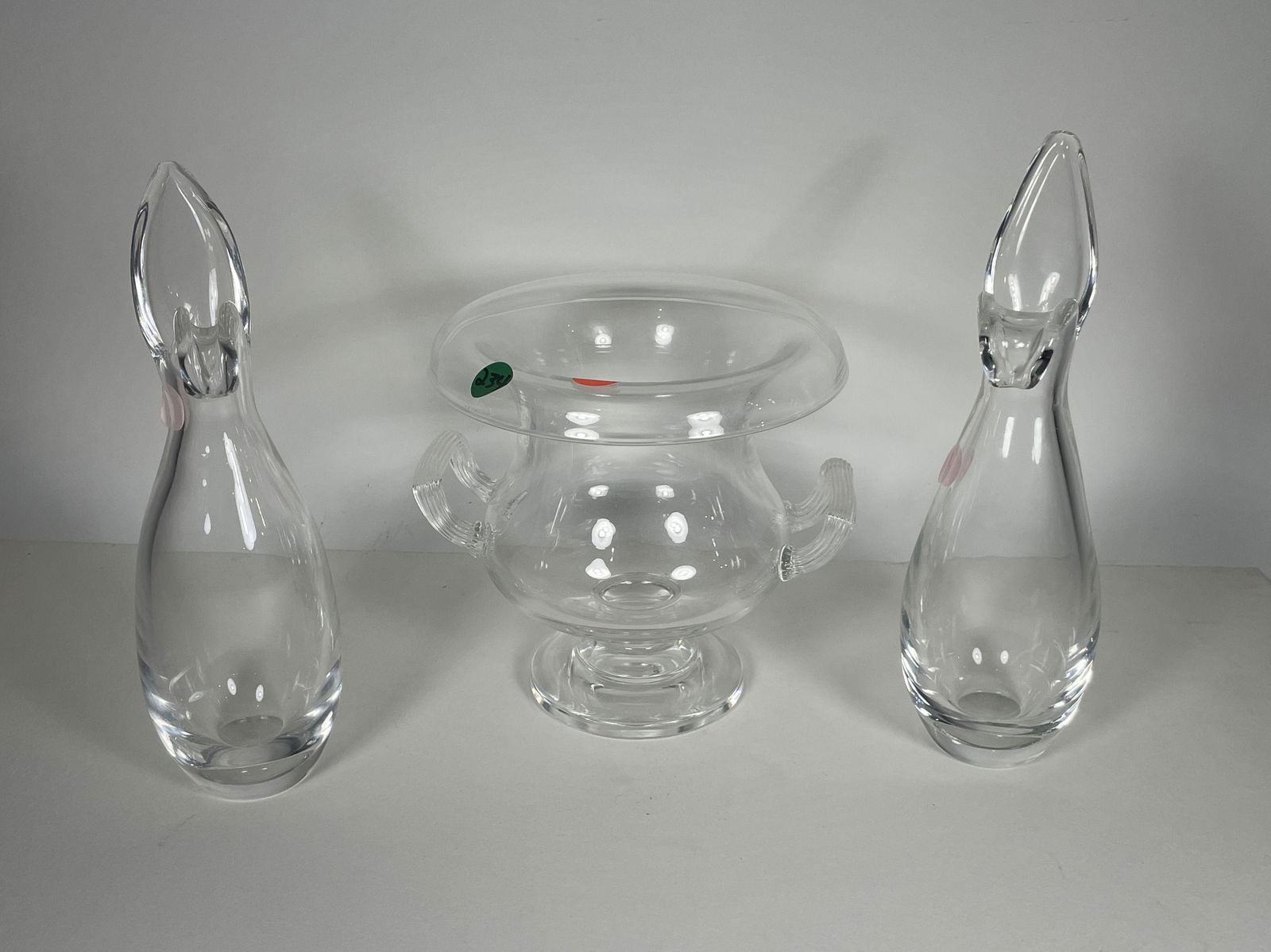 A STEUBEN ICE BUCKET AND STEUBEN VASES, 7" X 7.5" AND 10" VASES (1 of 6)