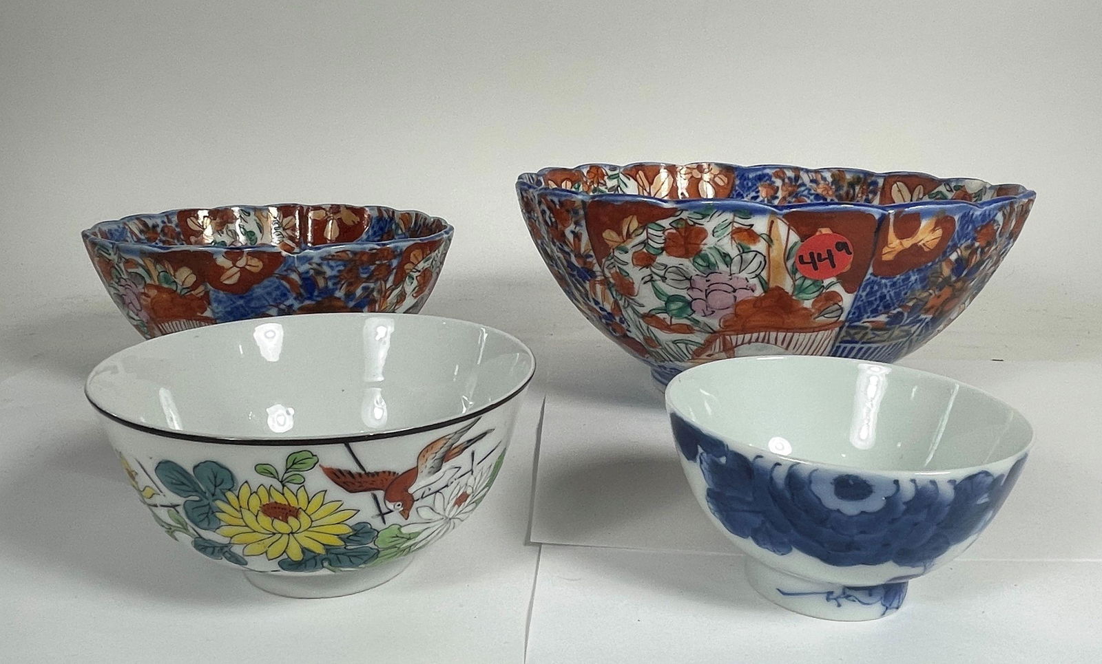 TWO ANTIQUE IMARI BOWLS AND TWO SMALL RICE BOWLS, 9" X 4" AND SMALLER. IMARI BOWLS HAVE CHIPS (1 of 10)