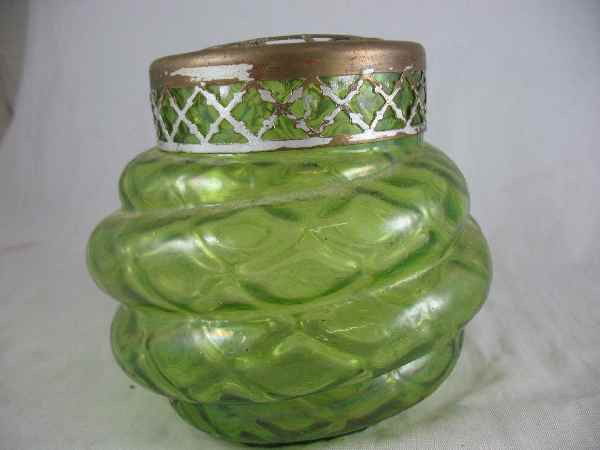 LOETZ FLOWER ARRANGING VASE 5.5"T: LOETZ FLOWER ARRANGING VASE 5.5"T