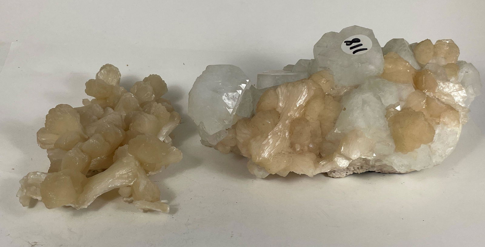 TWO LARGE MINERAL SPECIMENS, 4" X 6" X 2" AND 8" X 4" X 3.5": TWO LARGE MINERAL SPECIMENS, 4" X 6" X 2" AND 8" X 4" X 3.5"