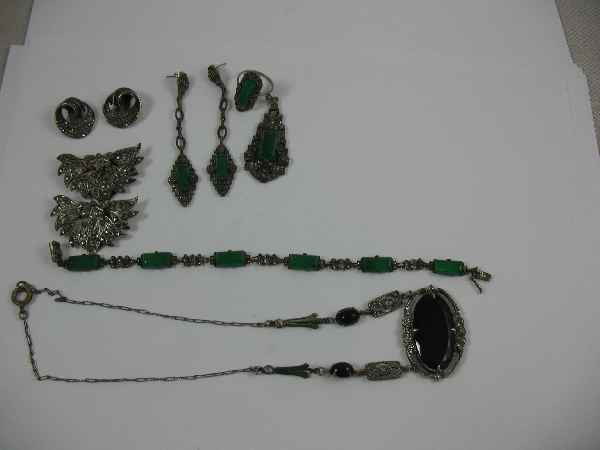 EXCELLENT GROUPING ART DECO JEWELRY INC. CZEC