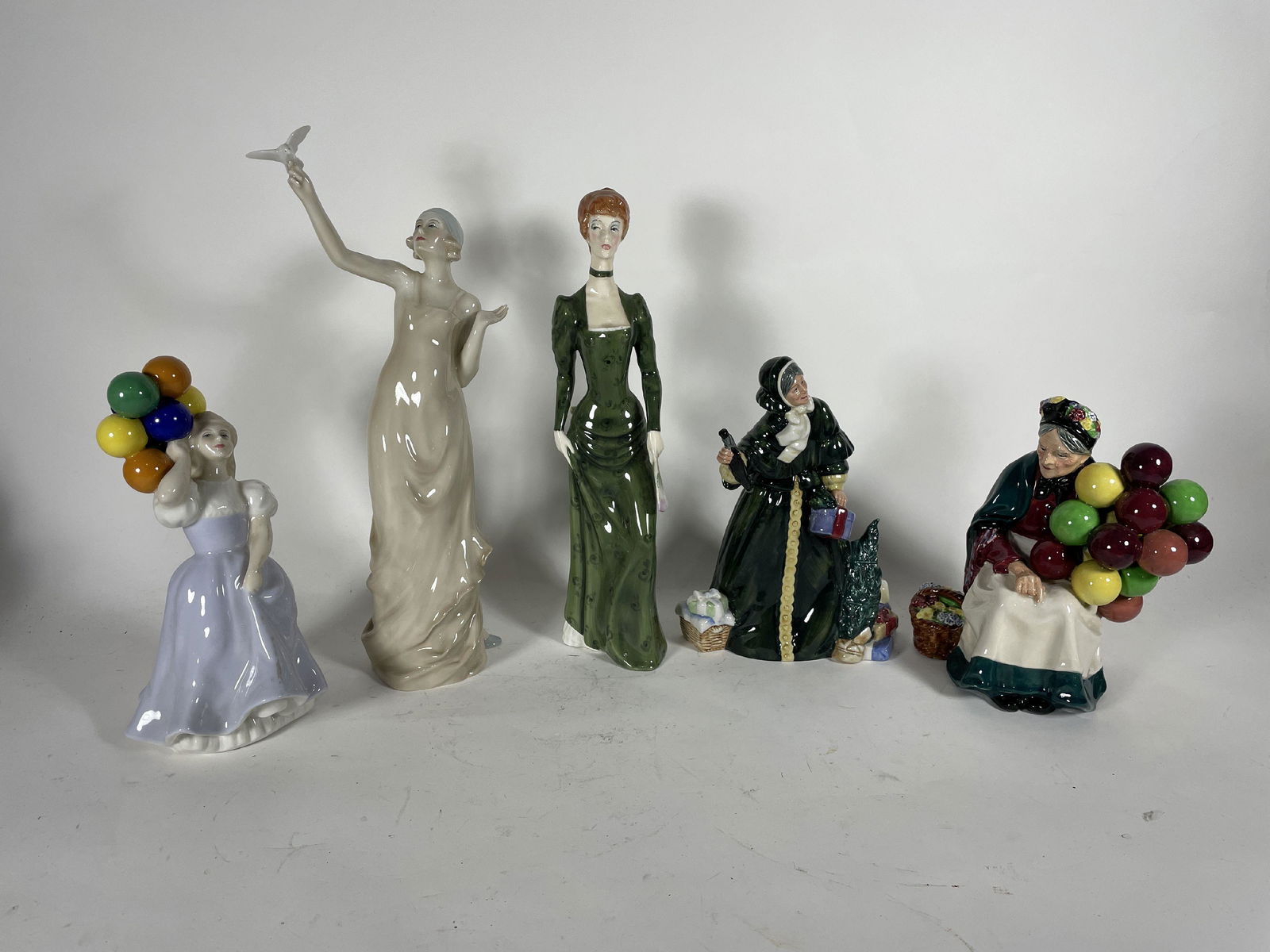 FIVE ROYAL DOULTON FIGURINES, 13.5" AND SMALLER (1 of 8)