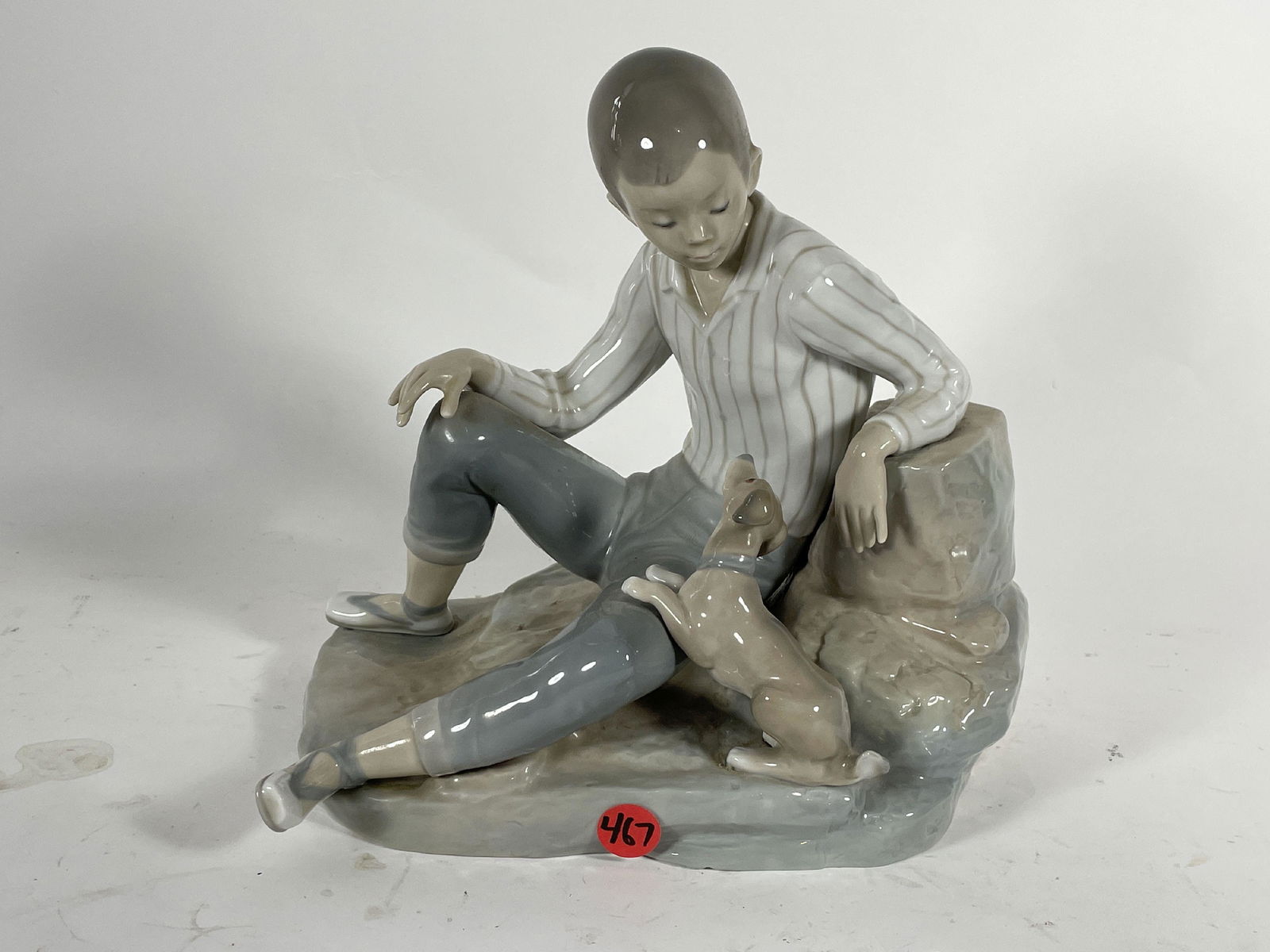 LLADRO LARGE FIGURINE (1 of 4)