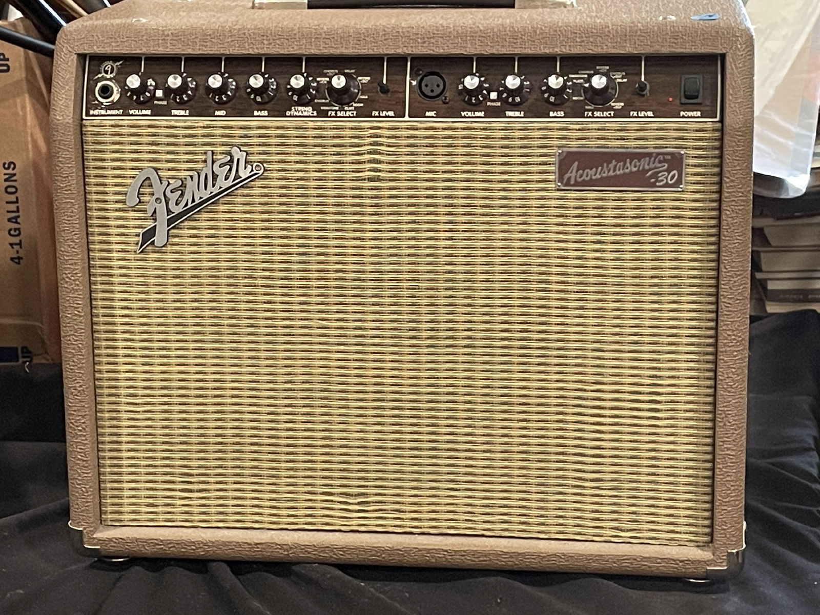 FENDER ACOUSTASONIC 30 AMP (1 of 4)