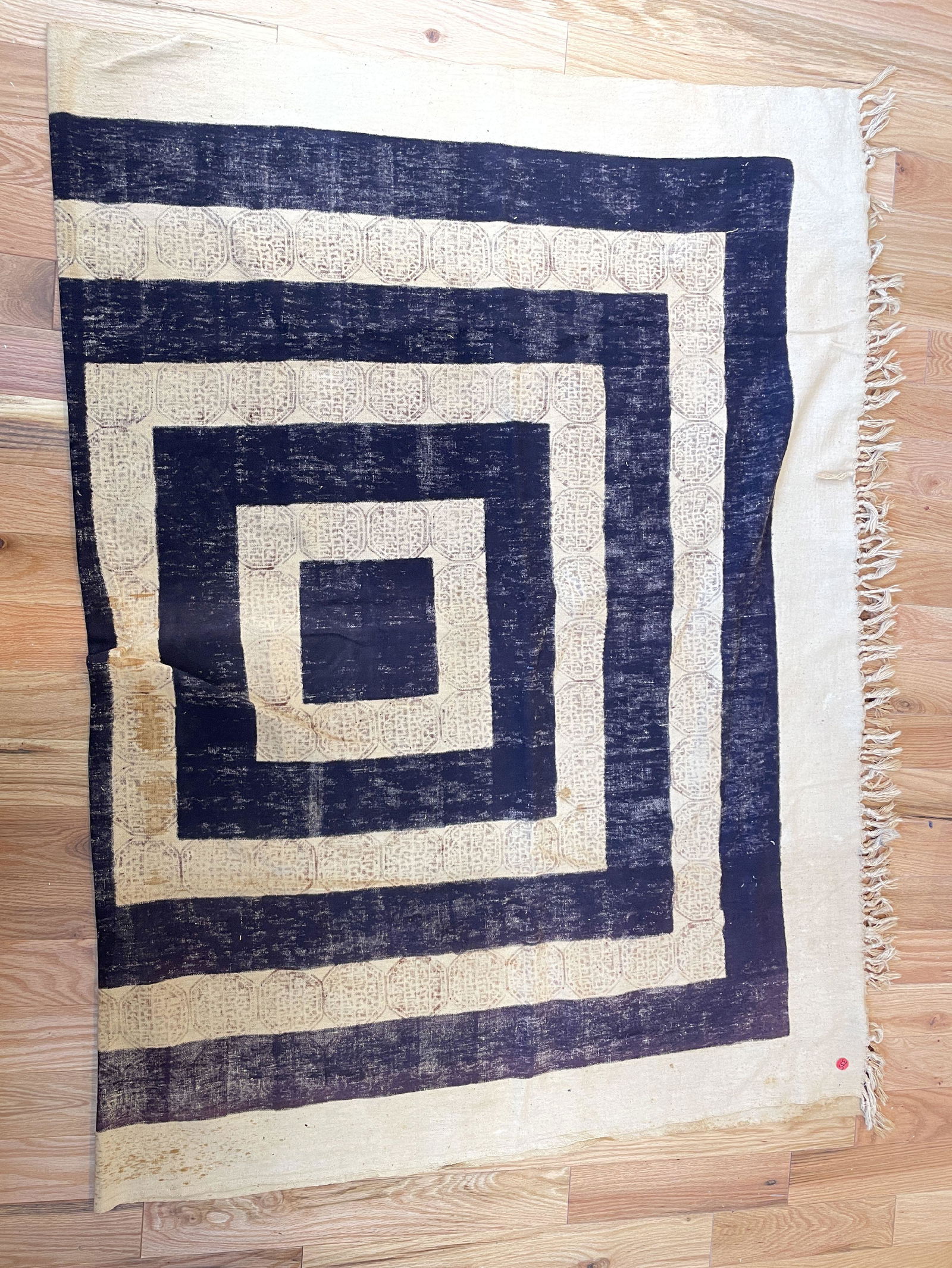 A LARGE EARLY YORUBA TEXTILE  PROPERTY FROM THE PRIVATE COLLECTION OF JANINE AND JOSEF GUGLER. SEE (1 of 8)