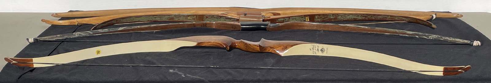 FIVE BOWS OF VARIOUS TYPES, INCLUDES A VENTURE RECURVE AND A TROPHY LONGBOW: FIVE BOWS OF VARIOUS TYPES, INCLUDES A VENTURE RECURVE AND A TROPHY LONGBOW
