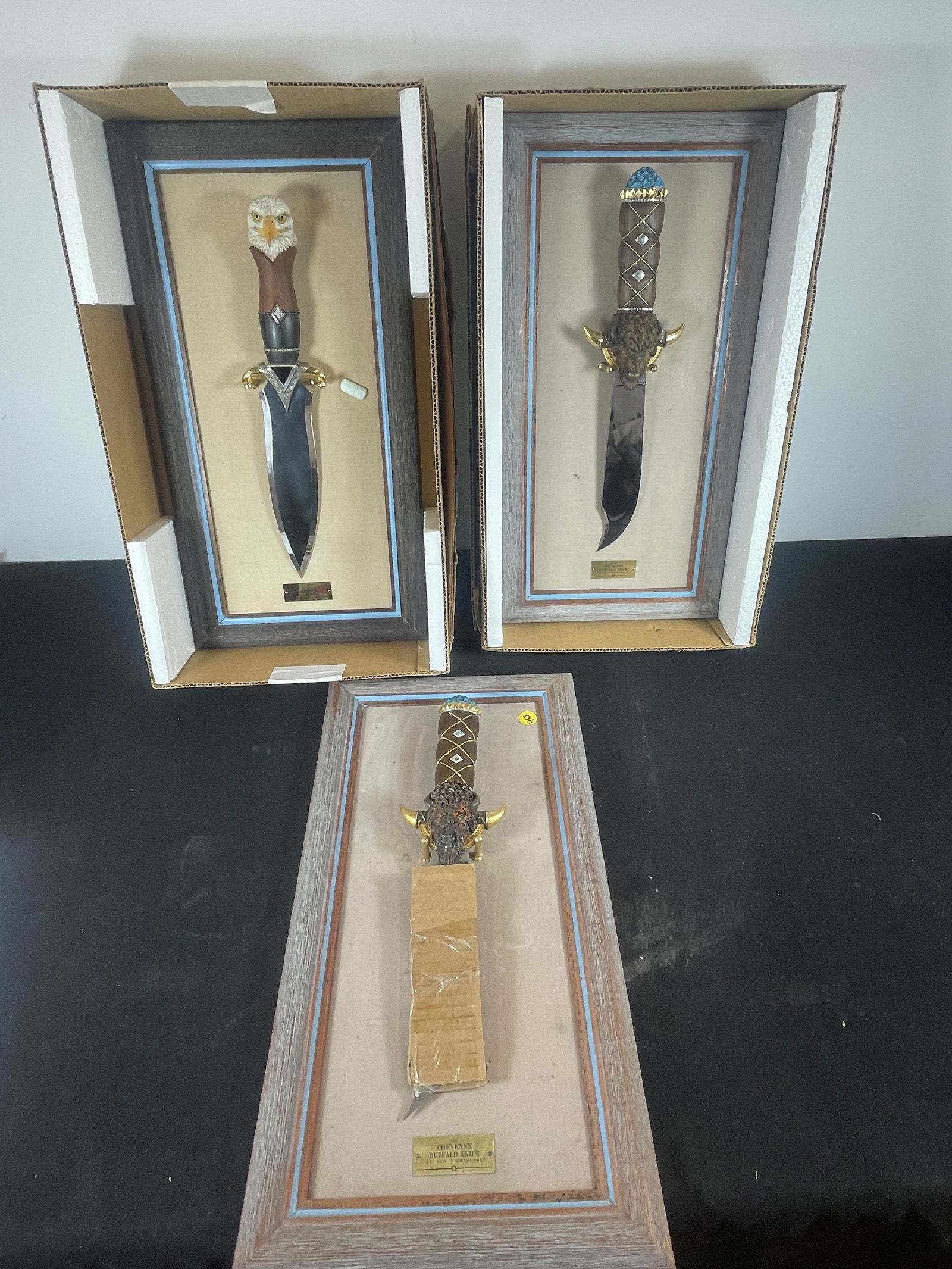 FOUR COMMEMORATIVE NATIVE AMERICAN KNIVES EACH MOUNTED IN A DISPLAY FRAME, 16" AND SMALLER (1 of 5)