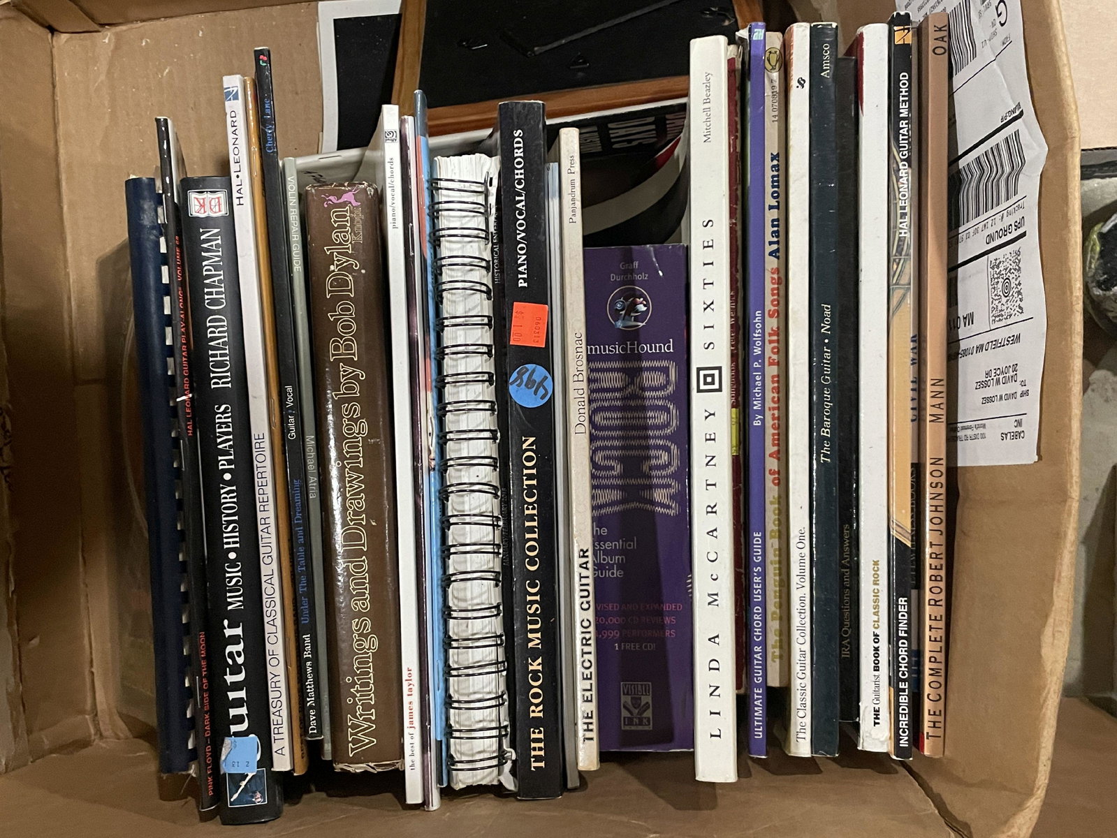 LOT OF BOOKS ON MUSIC, SONGBOOKS: LOT OF BOOKS ON MUSIC, SONGBOOKS
