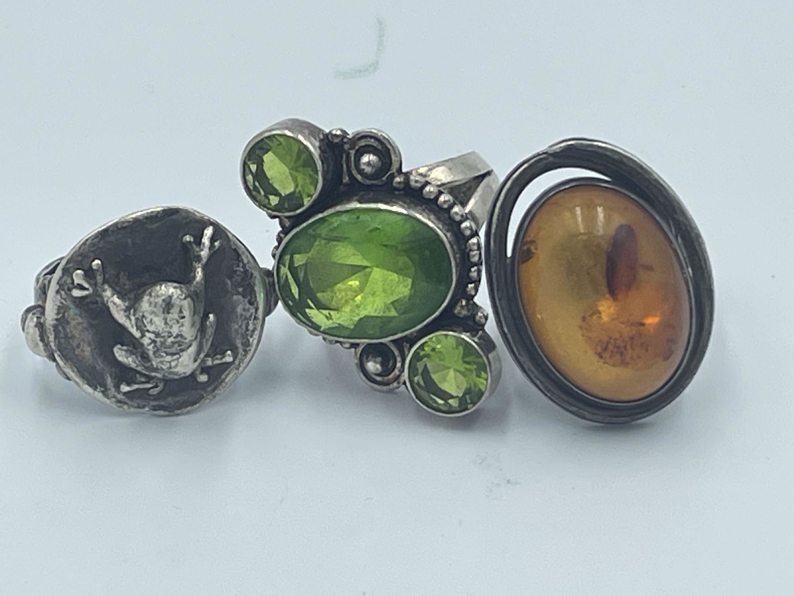 THREE STERLING RINGS, 33 GRAMS (1 of 5)