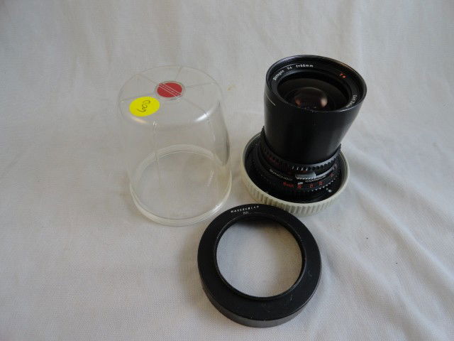HASSELBLAD ZEISS 50MM f4 T* DISTAGON, W/ SHAD: HASSELBLAD ZEISS 50MM f4 T* DISTAGON, W/ SHADE, IN BUBBLE