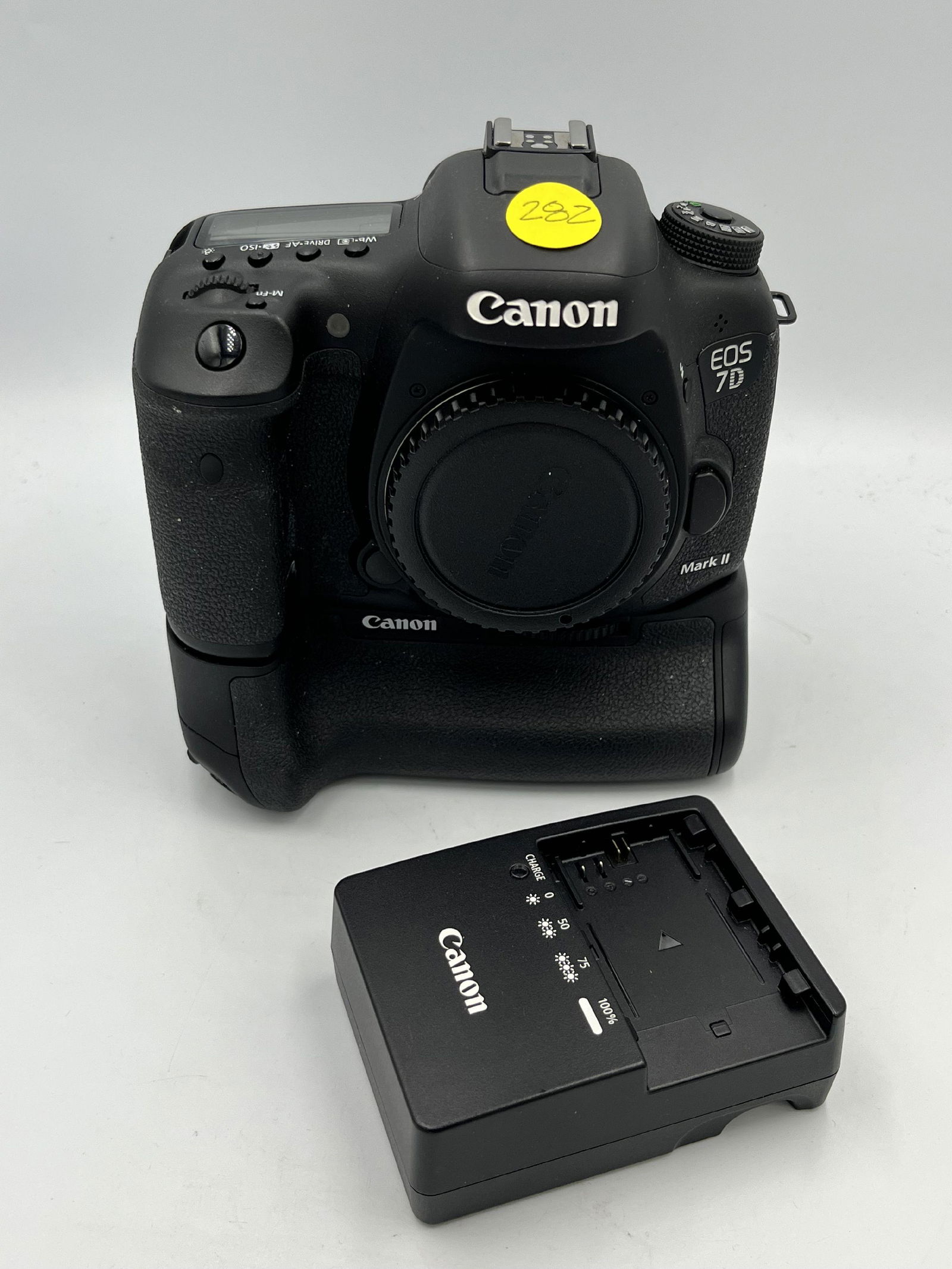 CANON EOS 7D MARK II BODY WITH WINDER (1 of 6)