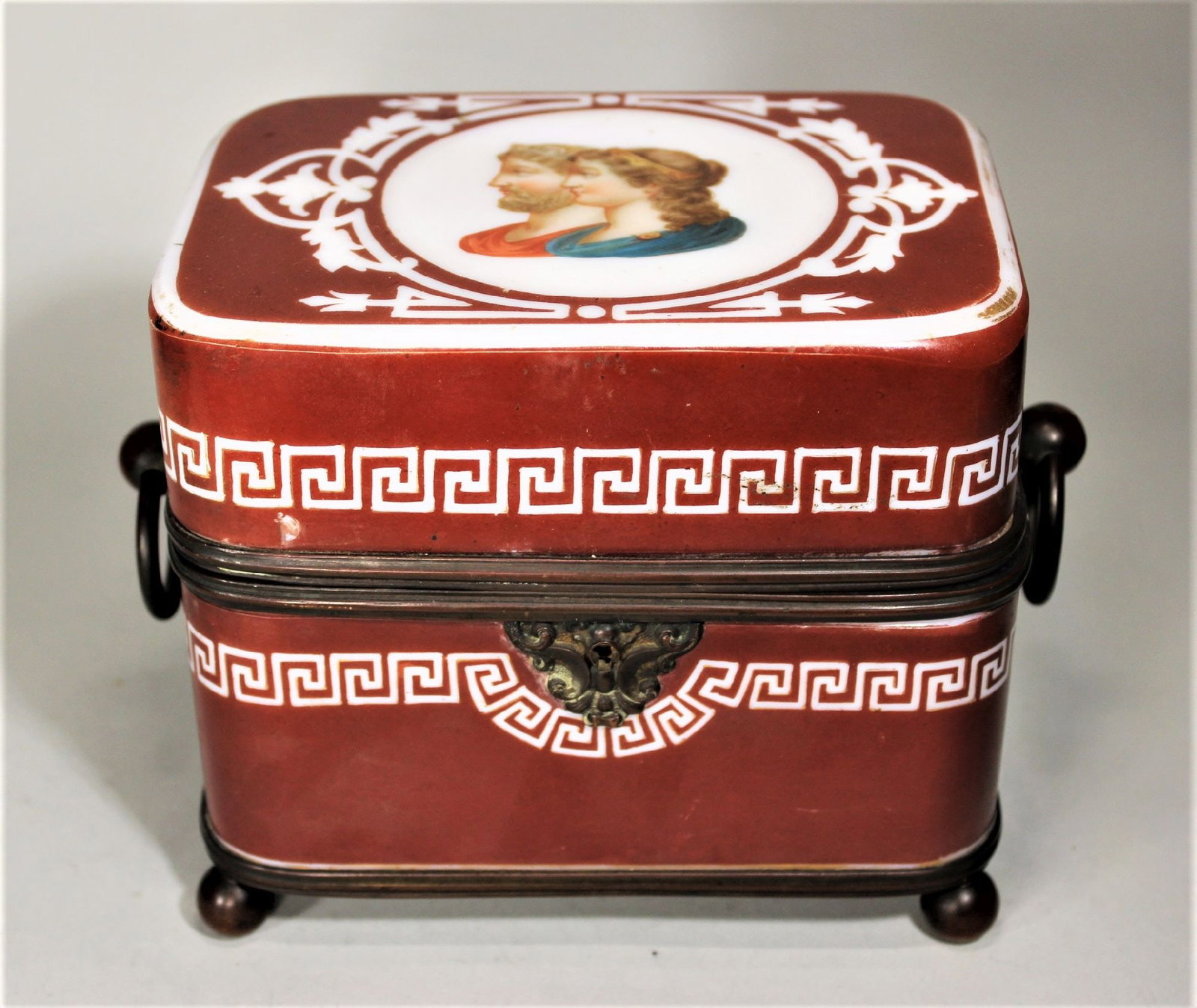 FRENCH OPALINE PERFUME CASKET ROMAN KING AND QUEEN W/ GREEK KEY DESIGN, ORIGINAL ???. 6" X 5.25": FRENCH OPALINE PERFUME CASKET ROMAN KING AND QUEEN W/ GREEK KEY DESIGN, ORIGINAL ???. 6" X 5.25"