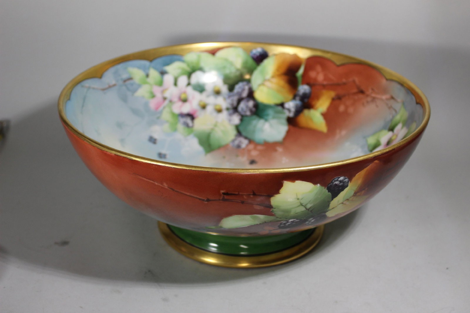 T&V LIMOGES ARTIST SIGNED LIMOGES FOOTED PUNCH BOWL, ATTRIBUTED TO PICKARD, VERY GOOD CONDITION, 12: T&V LIMOGES ARTIST SIGNED LIMOGES FOOTED PUNCH BOWL, ATTRIBUTED TO PICKARD, VERY GOOD CONDITION, 12 1/2" DIAMETER x 5 1/2" TALL