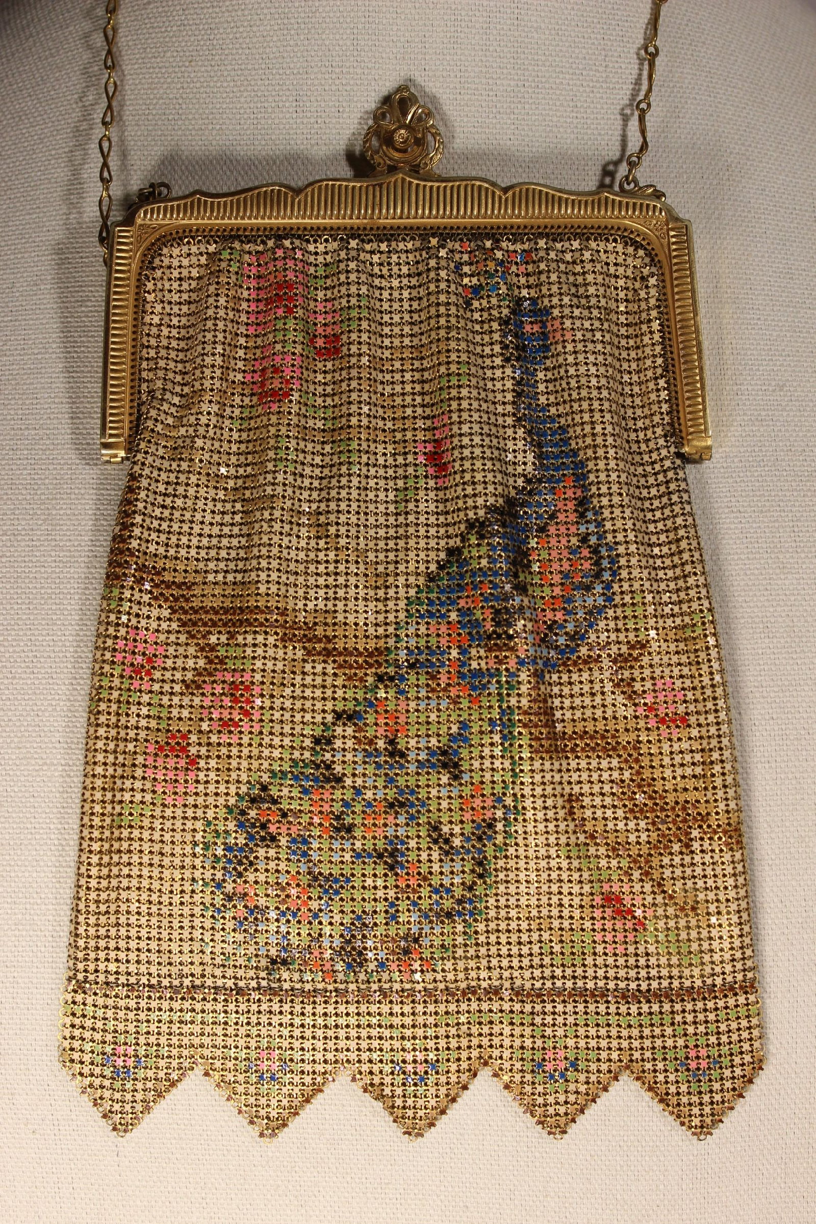 WHITING AND DAVIS PAINTED MESH LADIES PURSE HAVING PEACOCK, GOLD TONE, 8 1/2' x 5 1/2". (1 of 4)