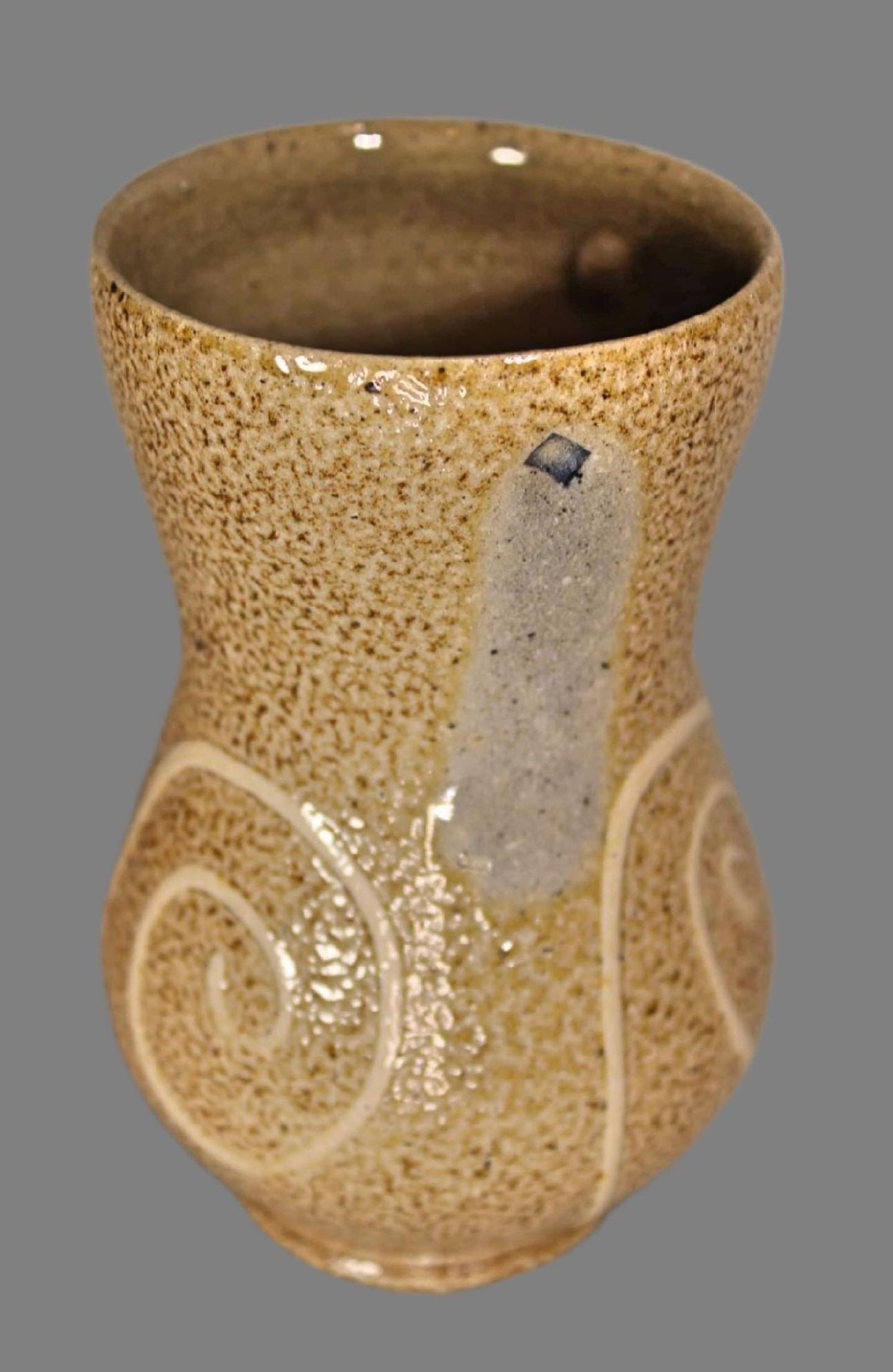 STONEWARE VASE STUDIO POTTERY SIGNED 5" TALL X 3" WIDE, VERY GOOD CONDITION. (1 of 2)