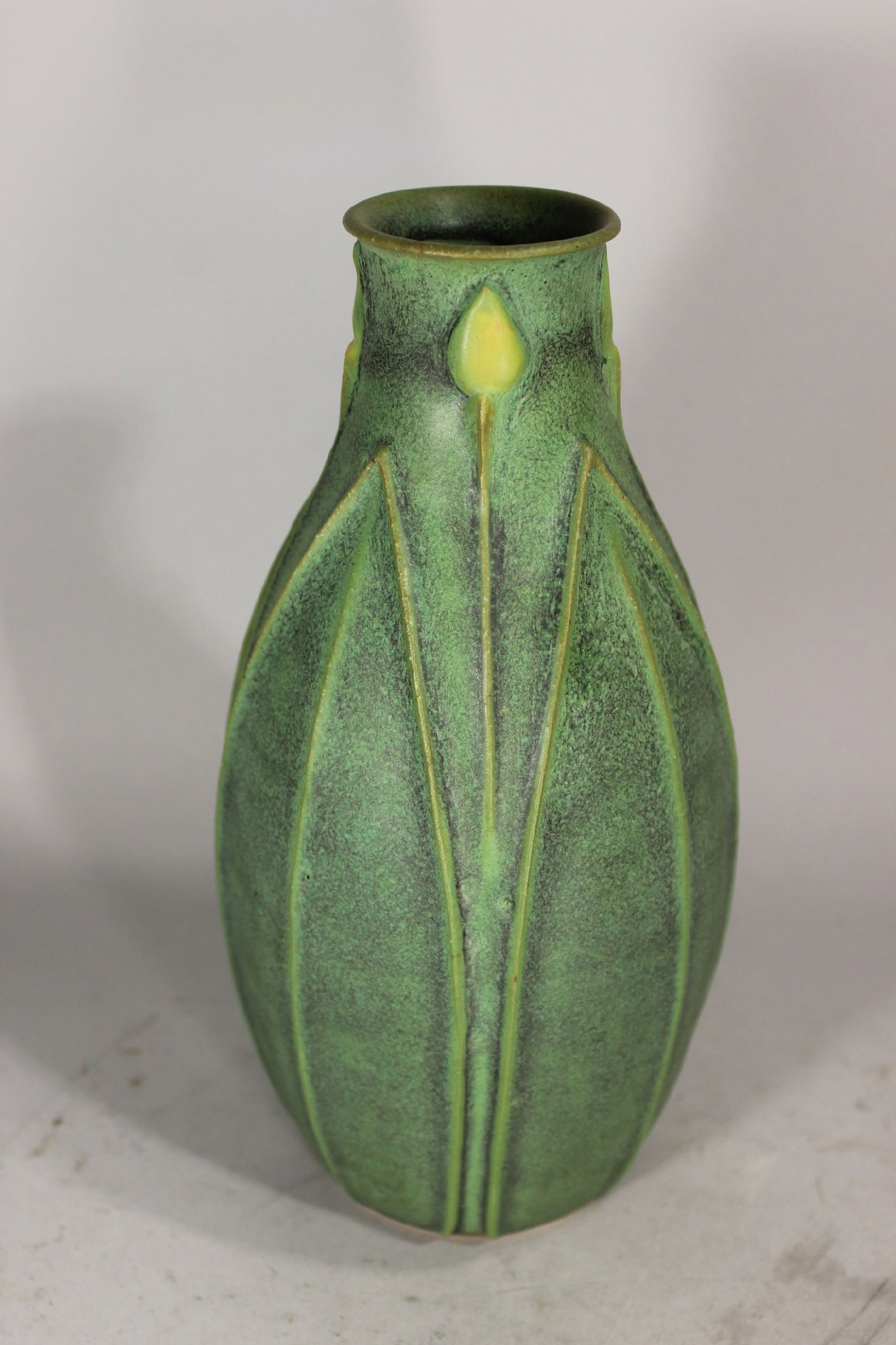 ARTS AND CRAFTS MATTE GREEN STUDIO SIGNED POTTERY VASE GREUBY STYLE , 8 1/2" TALL x 4 1/2" W (1 of 3)