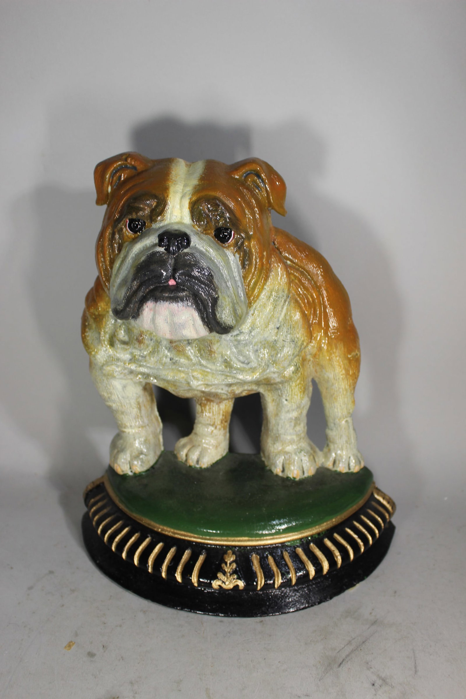 PAITNED CAST IRON DOORSTOP OF A BULLDOG, 11" x 9 1/2" x 4" DEEP, VERY GOOD CONDITION.: PAITNED CAST IRON DOORSTOP OF A BULLDOG, 11" x 9 1/2" x 4" DEEP, VERY GOOD CONDITION.