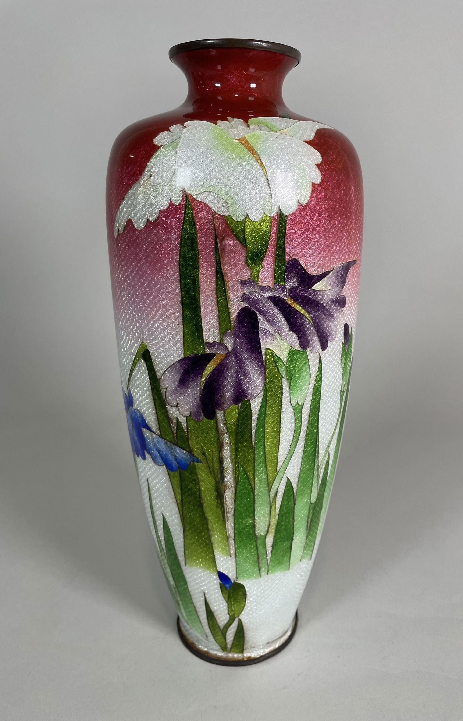 A FISH SCALE CLOISSONE VASE WITH ORCHIDS 12" TALL: A FISH SCALE CLOISSONE VASE WITH ORCHIDS 12" TALL