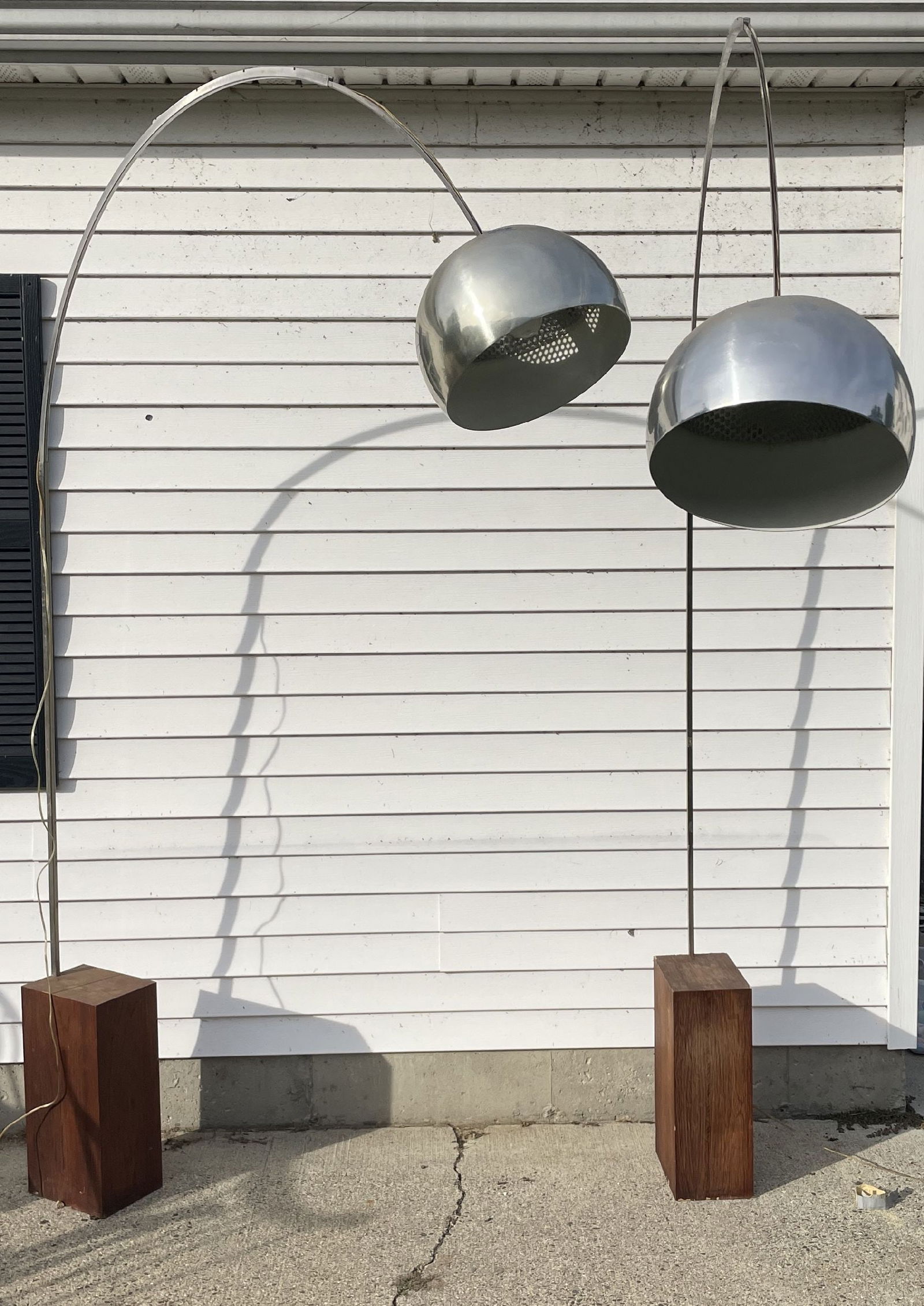 A PAIR OF 1950S ORIGINAL ARC LAMPS (1 of 11)
