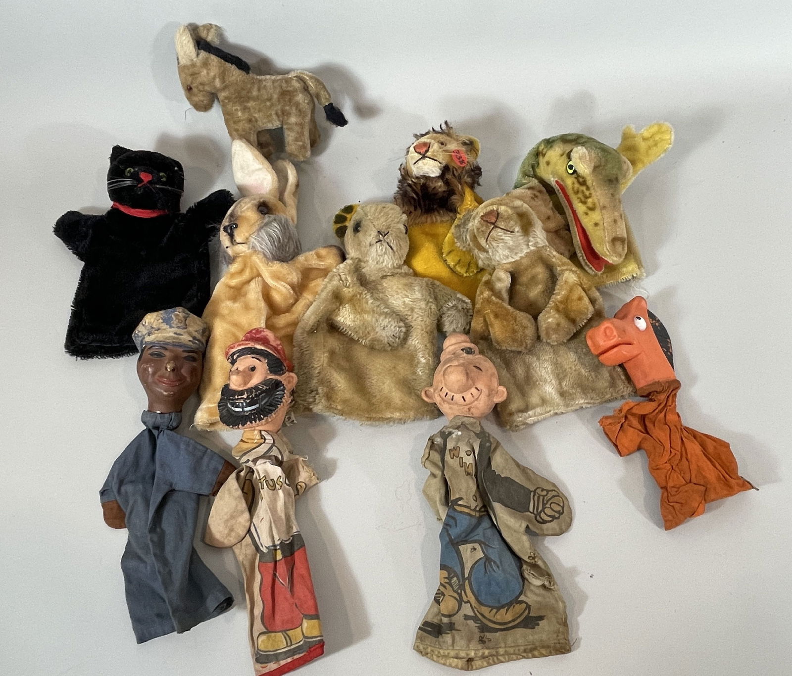 LOT OF VINTAGE STEIFF AND OTHER PUPPETS INCLUDES WIMPY, BRUTUS, ETC. 10" AND SMALLER (1 of 7)