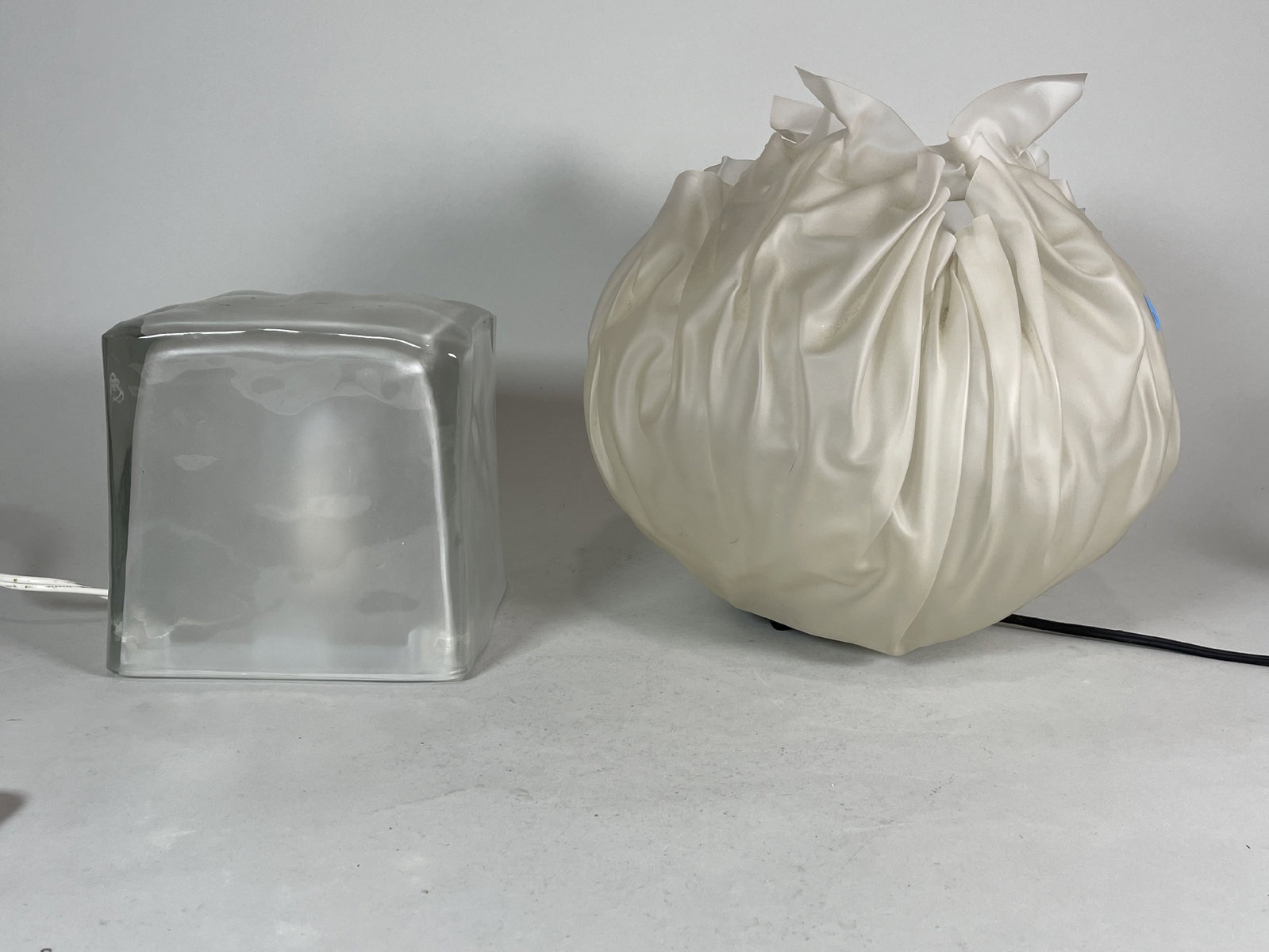 MIDCENTURY MODERN ICE CUBE LAMP AND HANDKERCHIEF LAMP, 7" X 7" AND 12" DIAMETER X 11" TALL: MIDCENTURY MODERN ICE CUBE LAMP AND HANDKERCHIEF LAMP, 7" X 7" AND 12" DIAMETER X 11" TALL