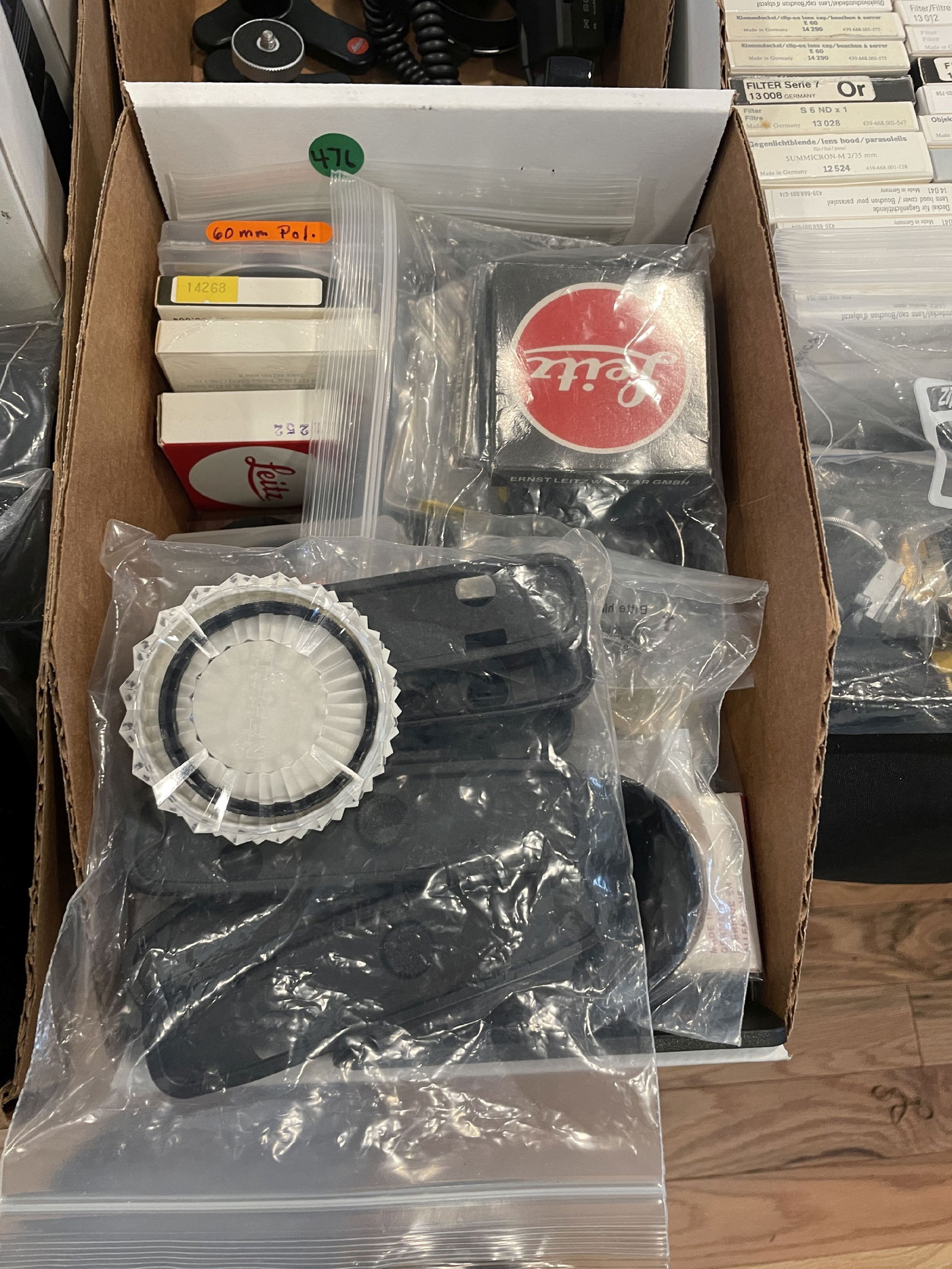 LEICA ACCESSORY LOT (1 of 2)