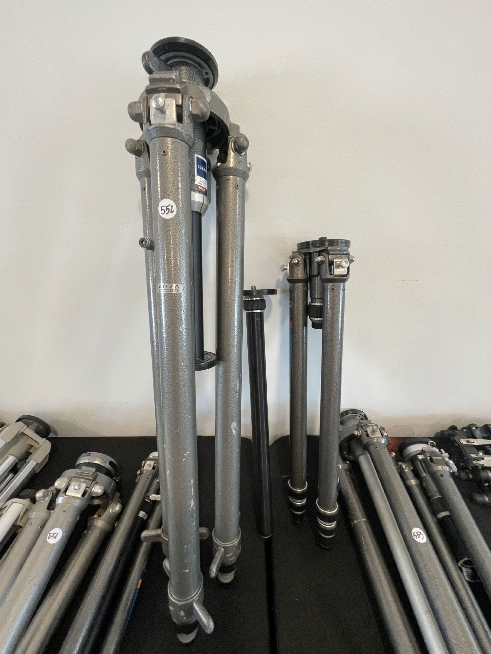 2 GITZO STEEL TRIPODS WITH EXTRA COLUMN (1 of 2)
