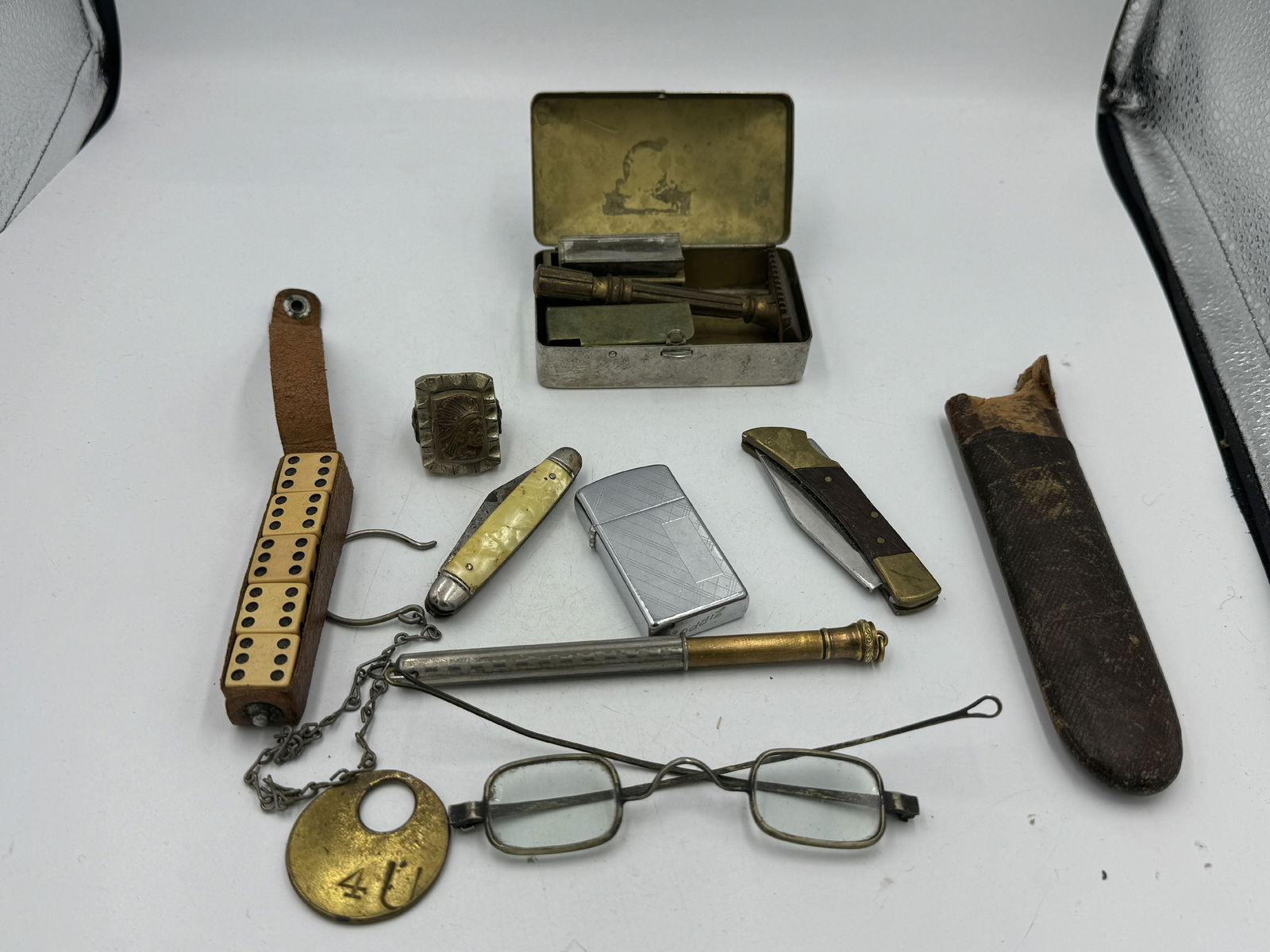 MANTIQUES LOT INCLUDES POCKET KNIVES, DICE, ZIPPO ETC. 6" AND SMALLER (1 of 5)