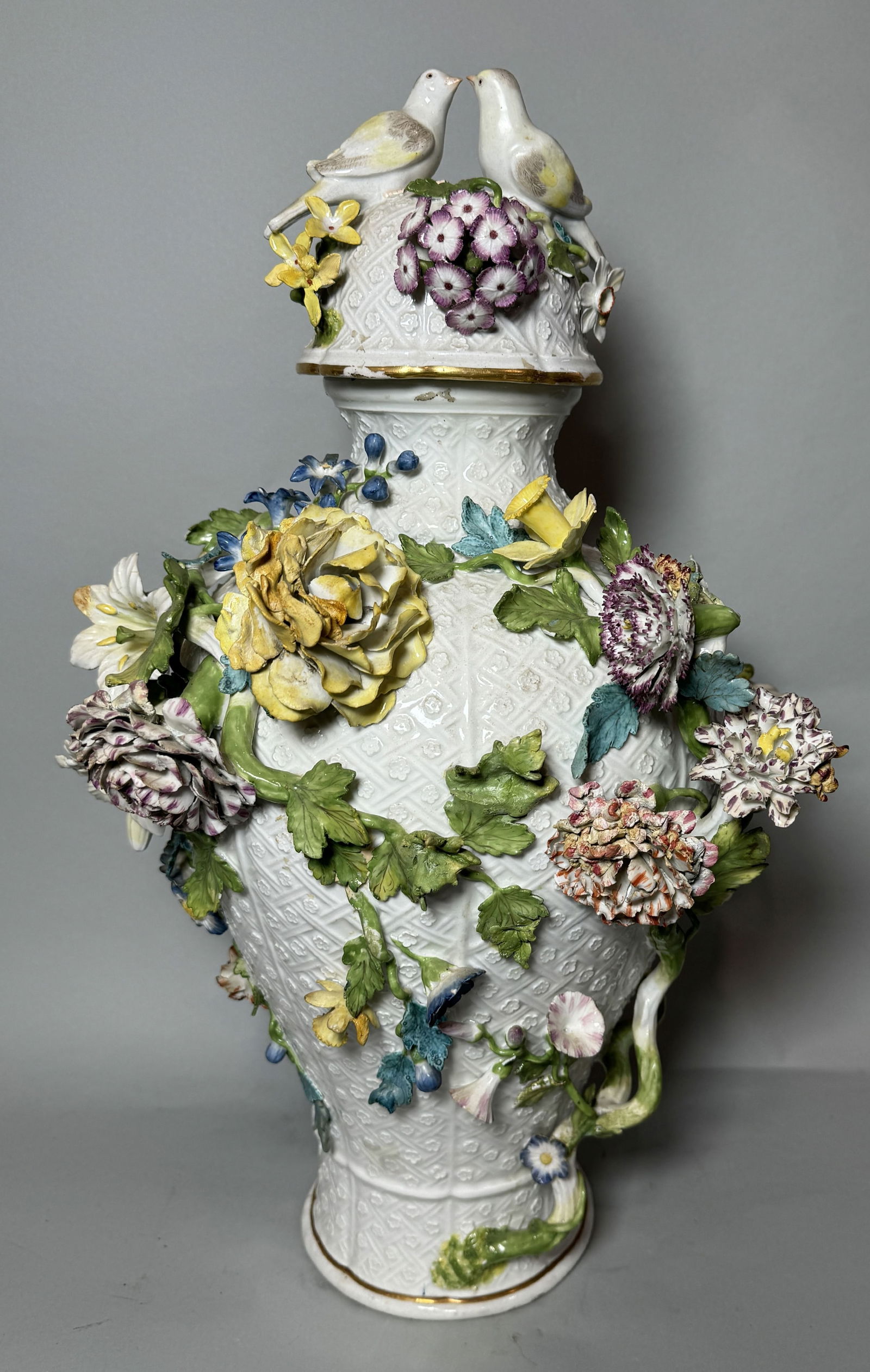 AN 18TH CENTURY GERMAN LIDDED URN W/ TURTLE DOVES, 15" DIAMETER X 21" TALL (1 of 13)