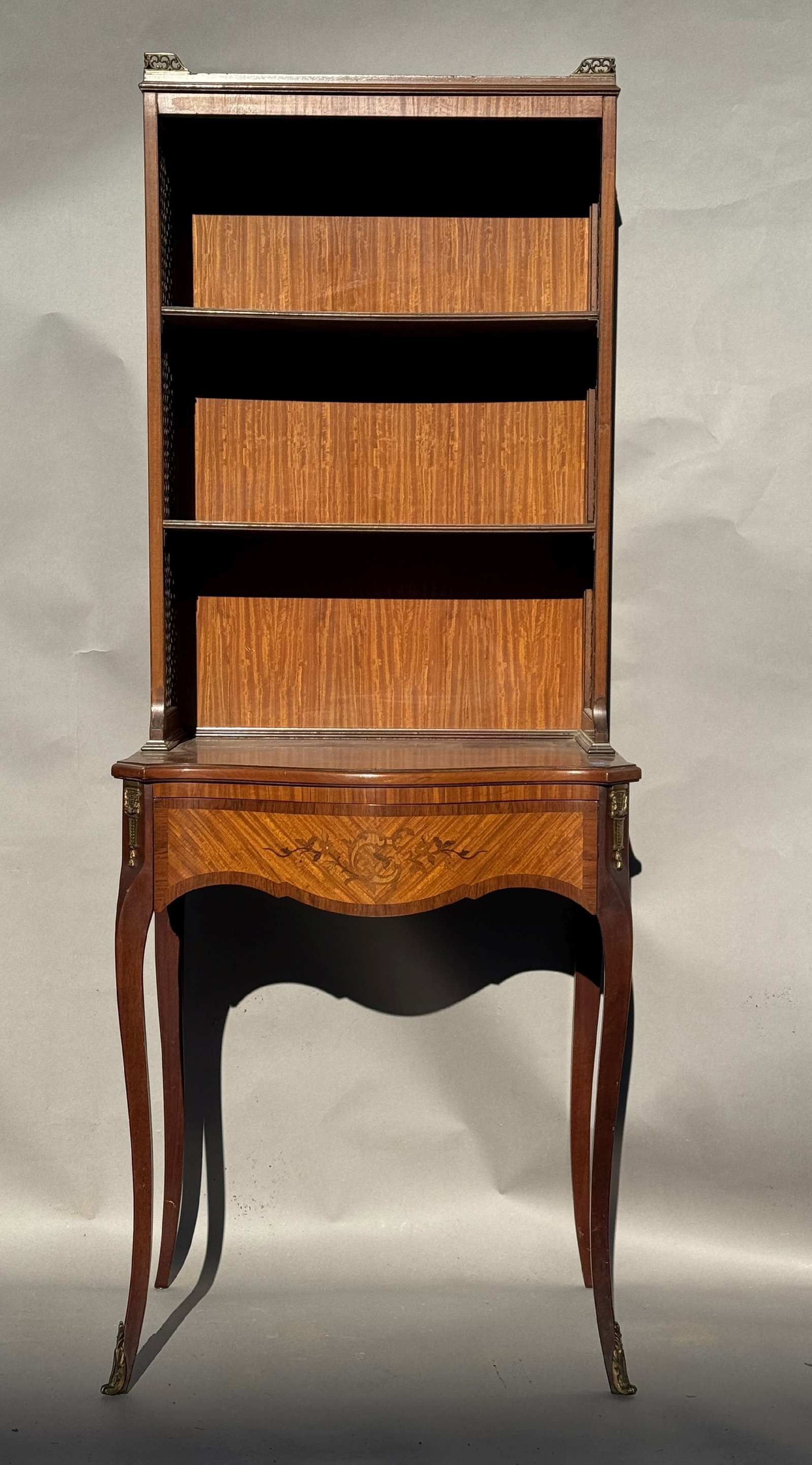 A SATINWOOD INLAID ORMALU MOUNTED ETEGERE, 25" X 16' X 64": A SATINWOOD INLAID ORMALU MOUNTED ETEGERE, 25" X 16' X 64"
