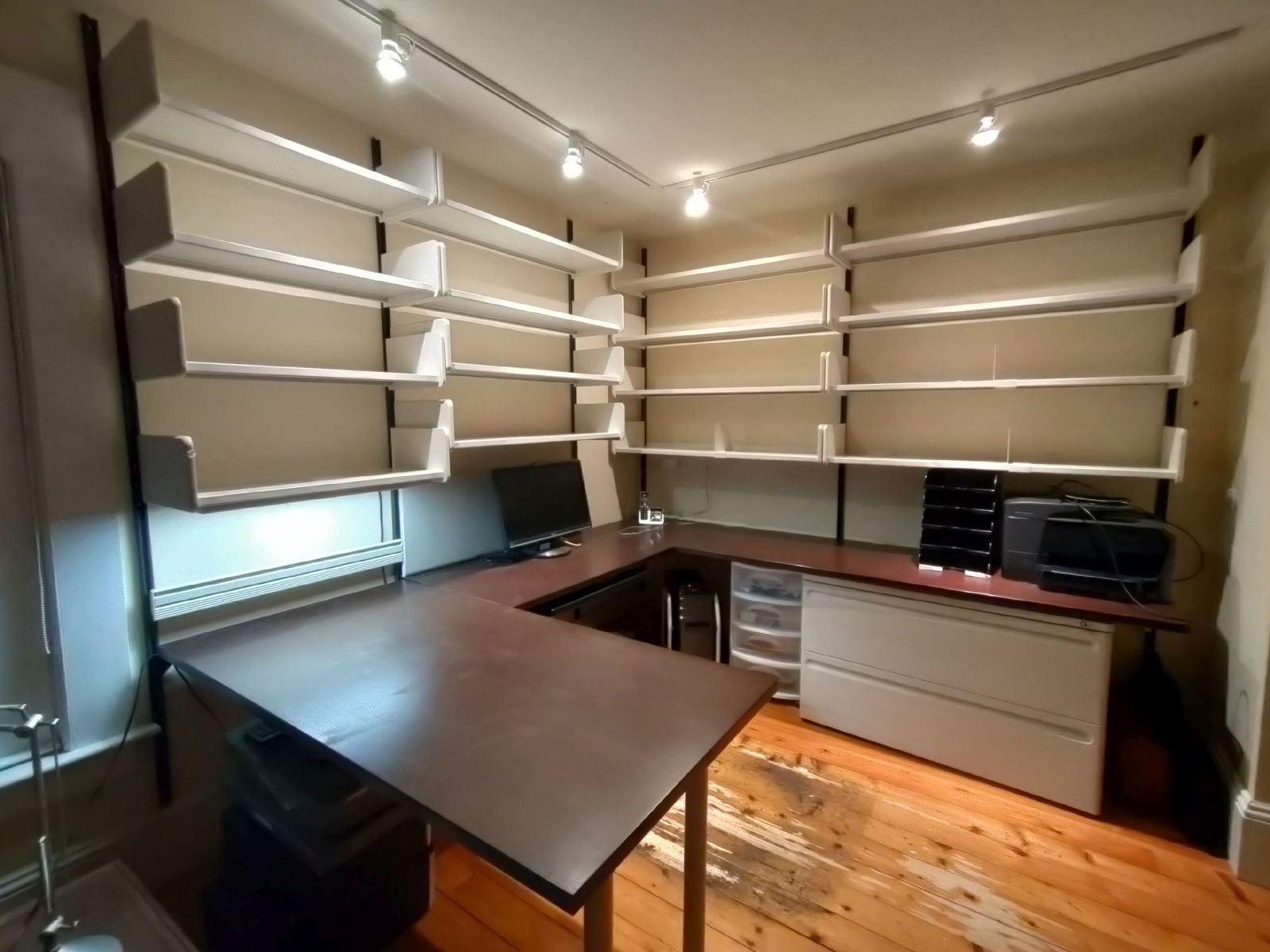 HERMAN MILLER "ACTION OFFICE" MODULAR WALL MOUNTING OFFICE SHELVING AND DESK SET UP, 78" TALL. 8 (1 of 12)