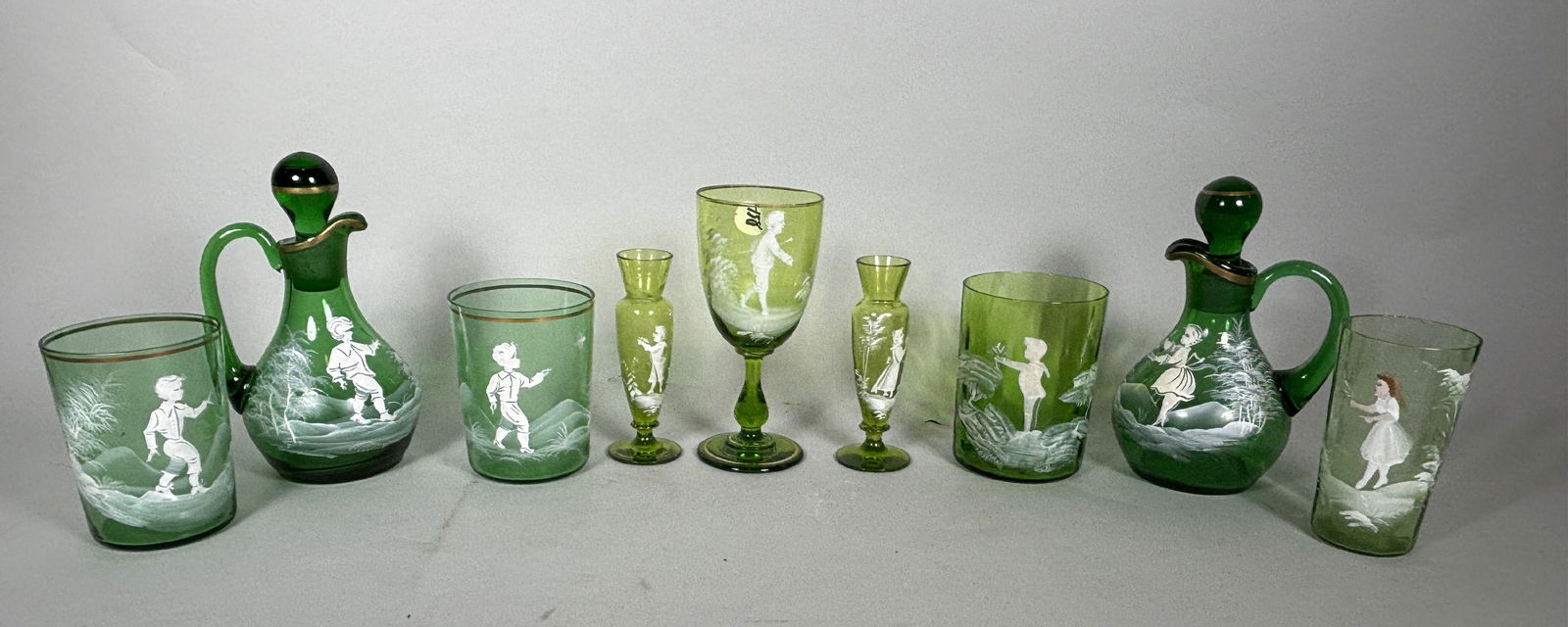 NINE PIECES GREEN MARY GREGORY GLASS, 6.5" AND SMALLER (1 of 6)