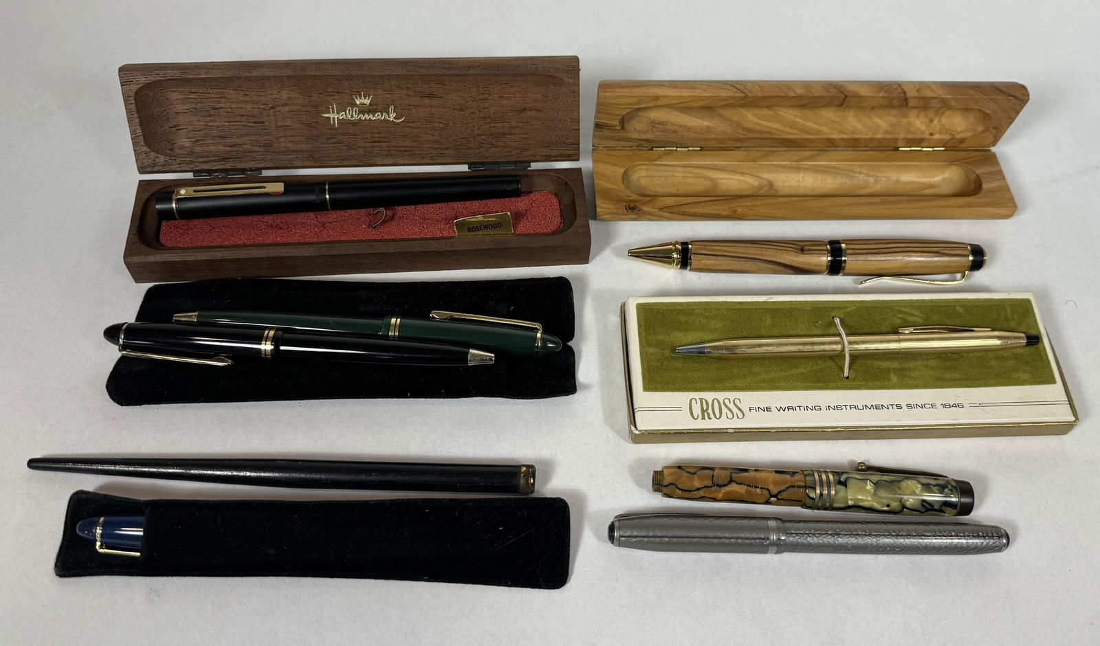 EIGHT VINTAGE FOUNTAIN PENS, CROSS PENS, ETC. (1 of 8)