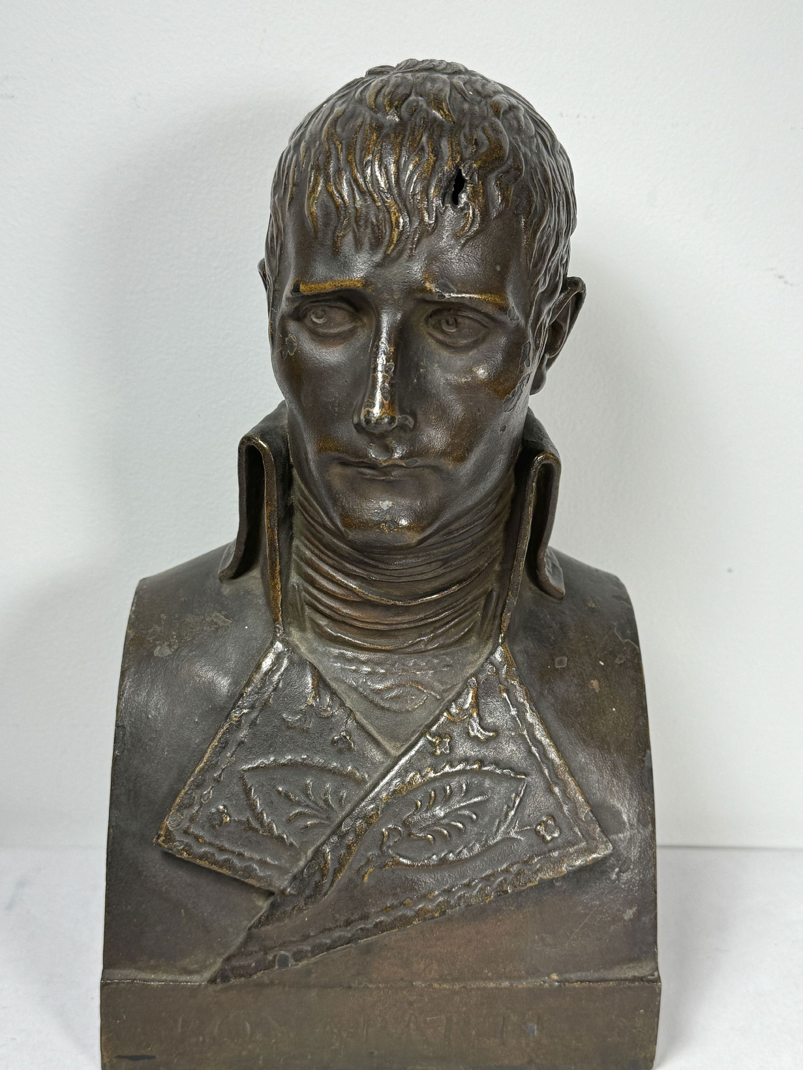 A 19TH CENTURY BRONZE PATINATED BUST OF NAPOLEON BONAPARTE, 7" X 6" X 12.5" (1 of 9)