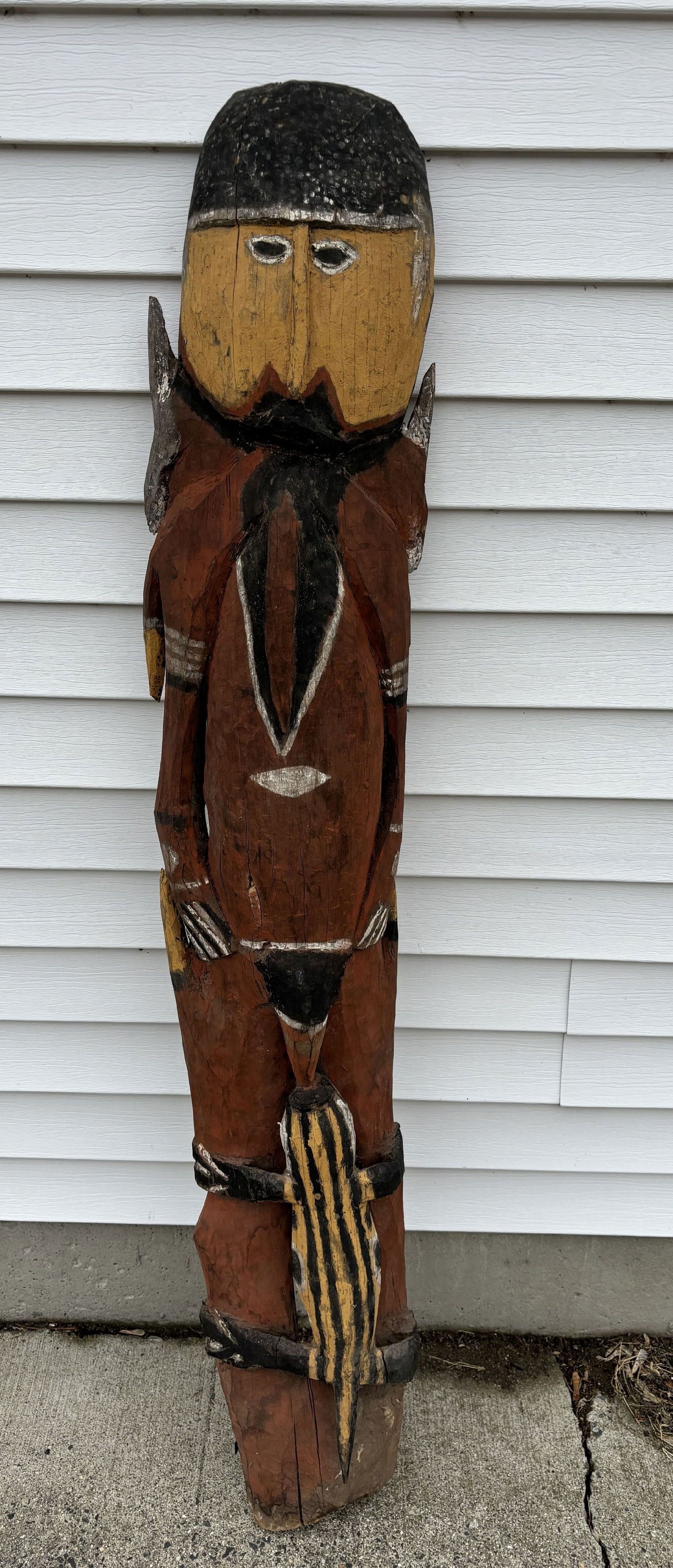 LARGE PAINTED FIGURE, ORIGIN PAPUA NEW GUINEA? 10" X 7" X 58" (1 of 7)