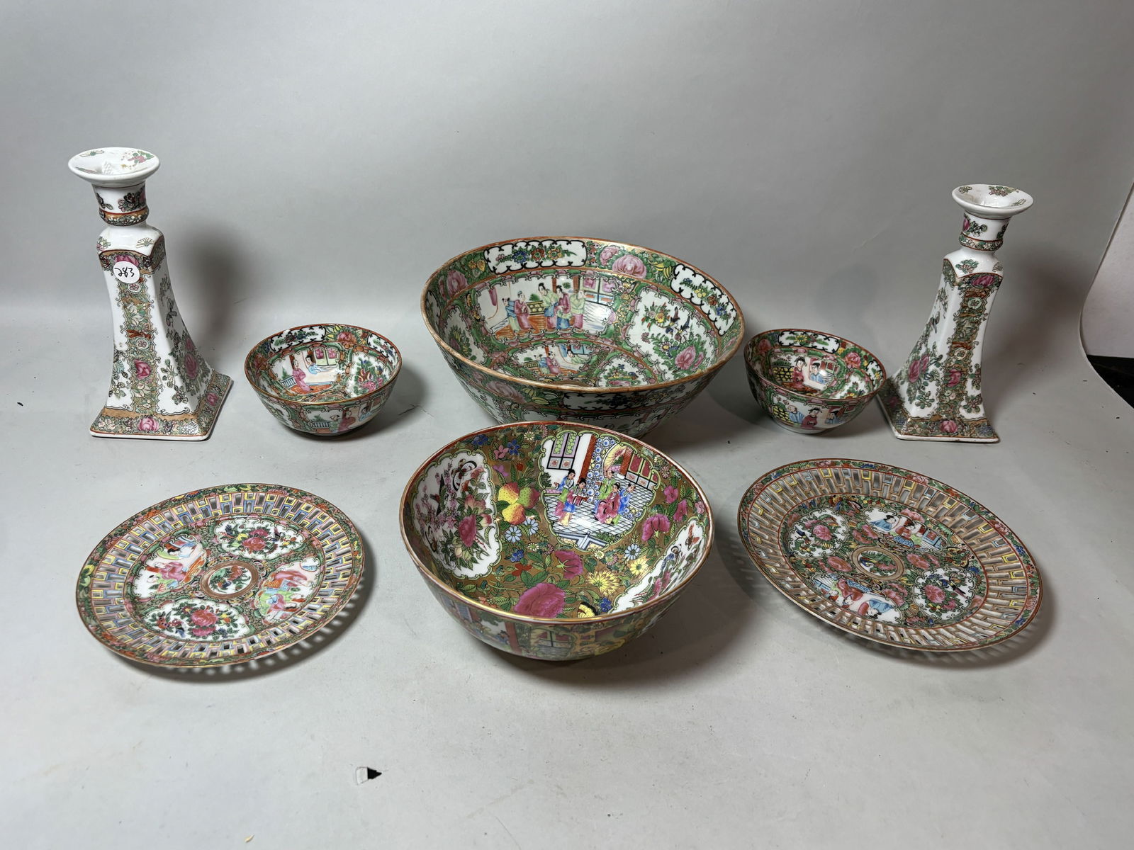 ROSE MEDALLION LOT INCLUDES CANDLESTICKS, BOWLS, ETC. 11" AND SMALLER (1 of 8)