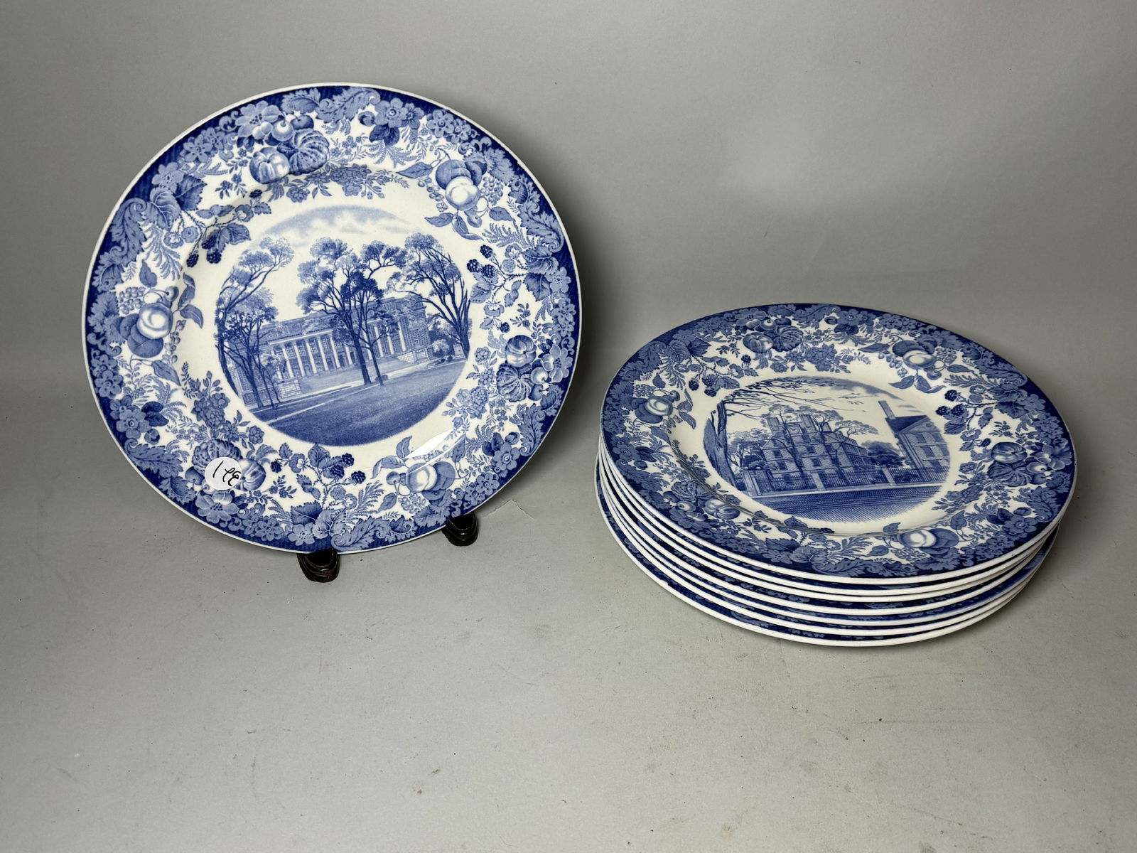 EIGHT 10.25" WEDGEWOOD HARVARD PLATTERS (1 of 9)