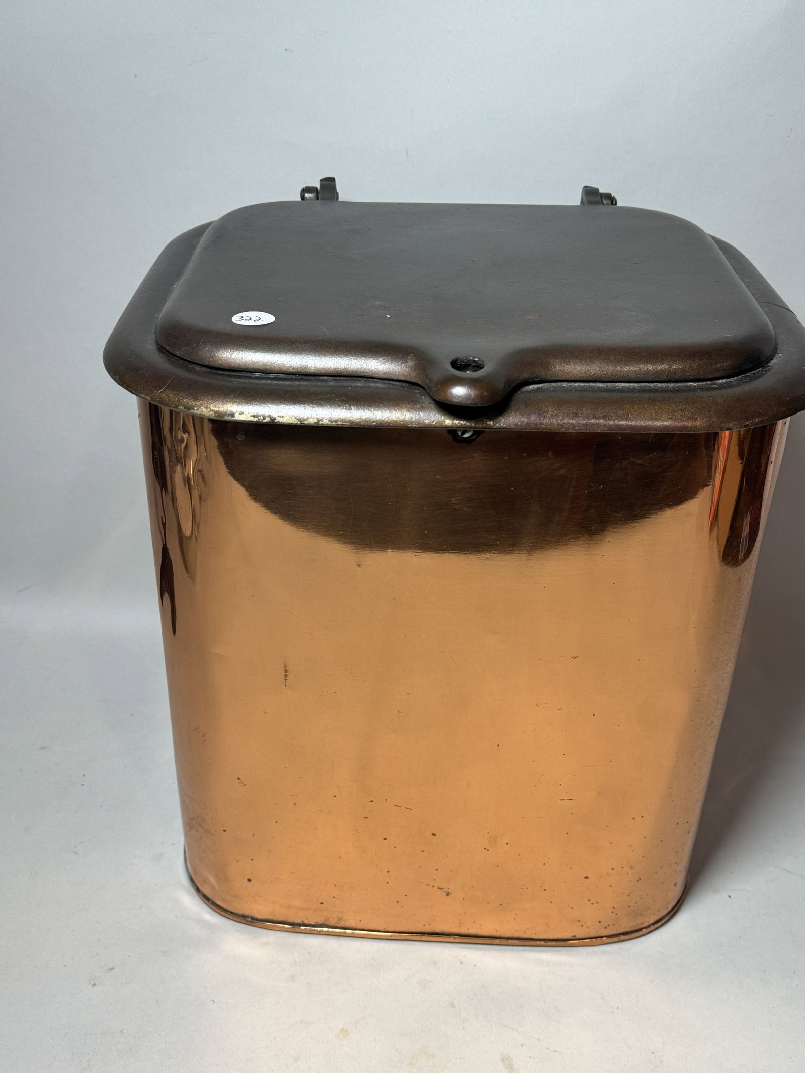 ANTIQUE COPPER WASTE BASKET W/ CAST IRON LID, 13.5" X 12" X 14": ANTIQUE COPPER WASTE BASKET W/ CAST IRON LID, 13.5" X 12" X 14"