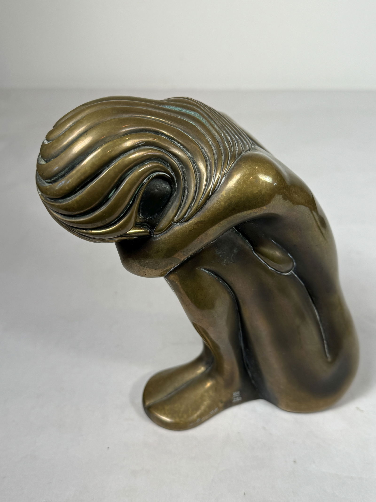 TOM BENNETT BRONZE "CROUCHING NUDE", 5" X 3.5" X 7.5": TOM BENNETT BRONZE "CROUCHING NUDE", 5" X 3.5" X 7.5"